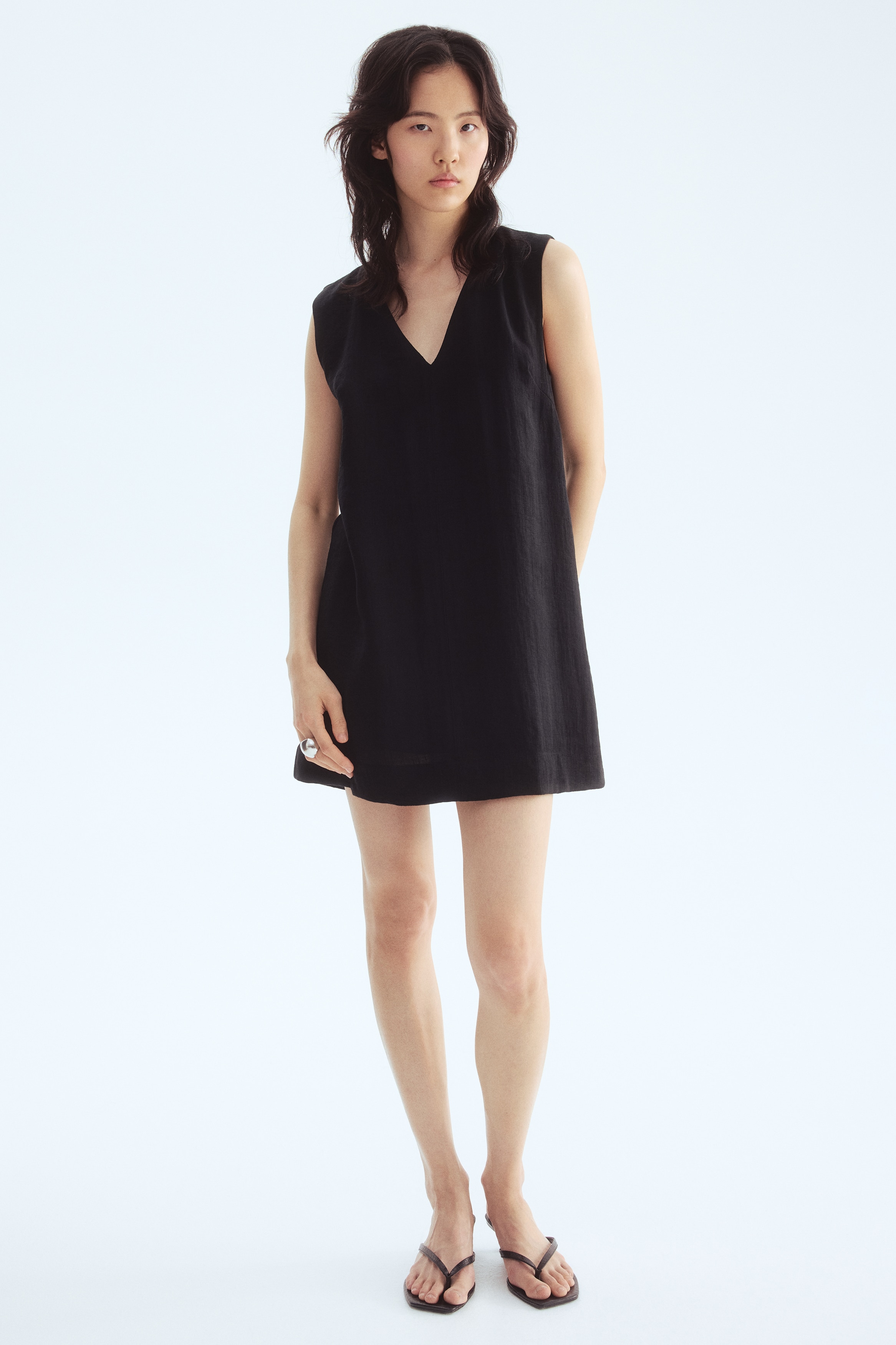 V-neck shift dress