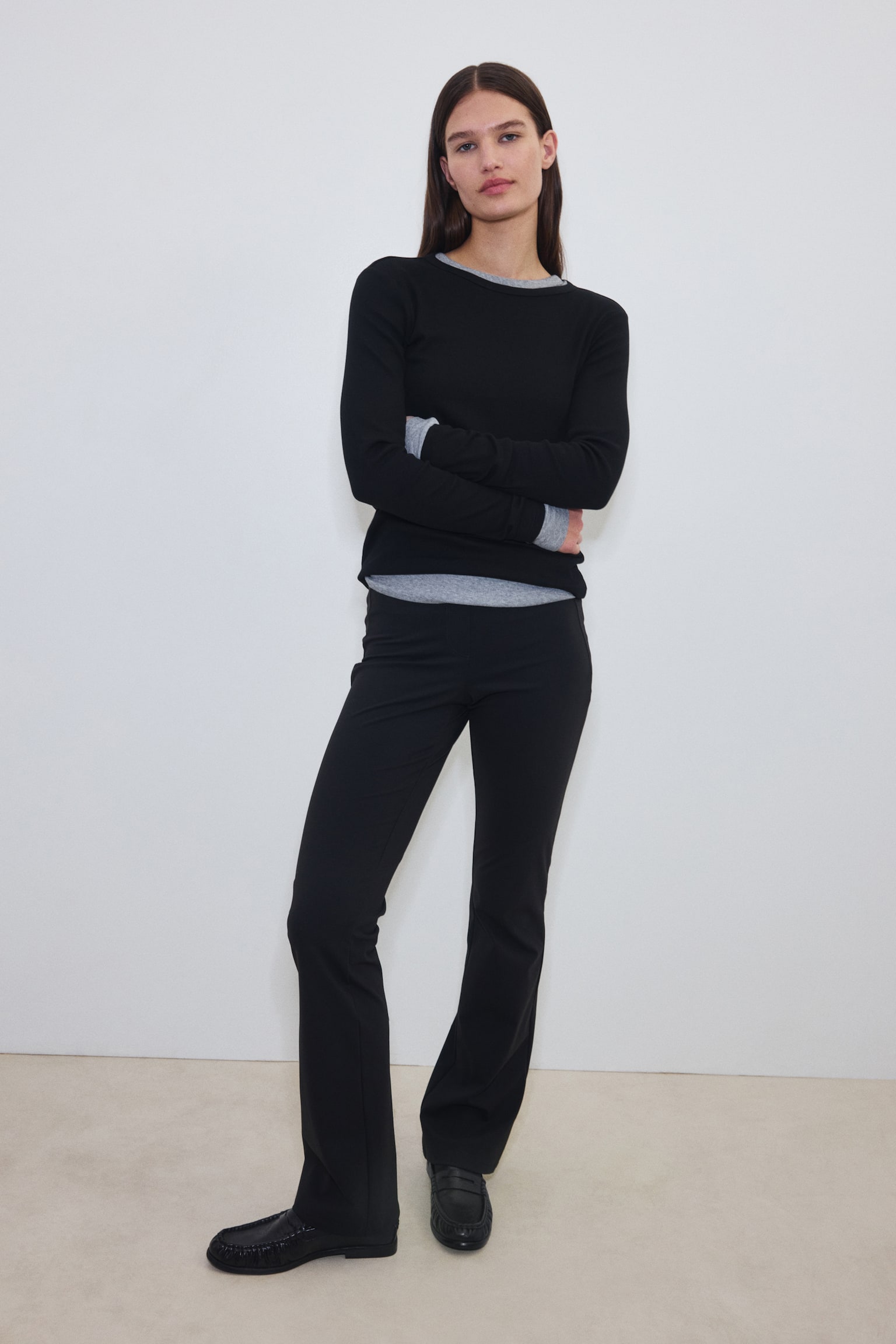 Quần dài ống loe Four-way Stretch - Màu đen/Màu be/Màu nâu đậm - 2