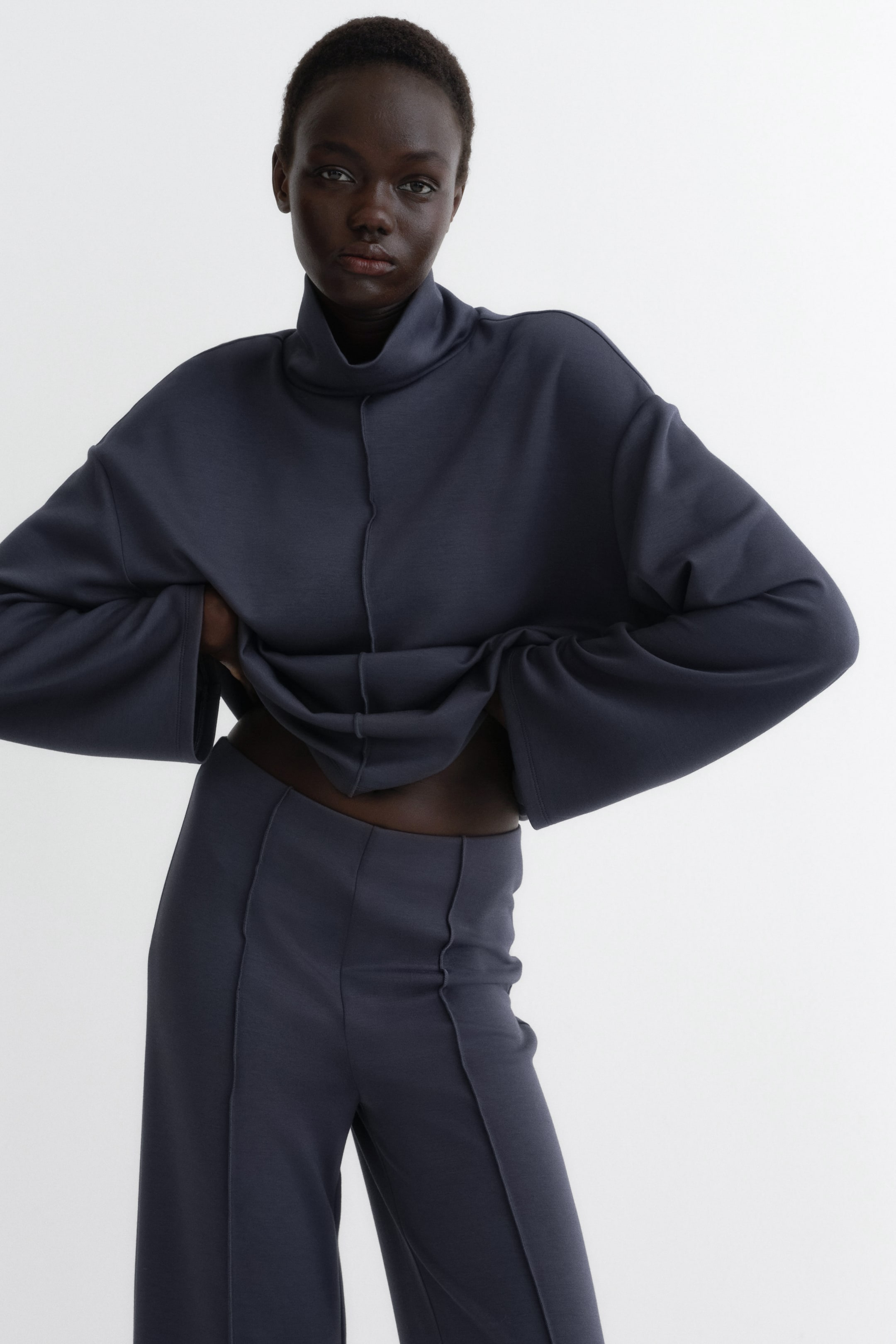 拡大画像を表示: トップス&パンツ 2アイテムセット - ネイビーブルー - レディース | H&M JP 1