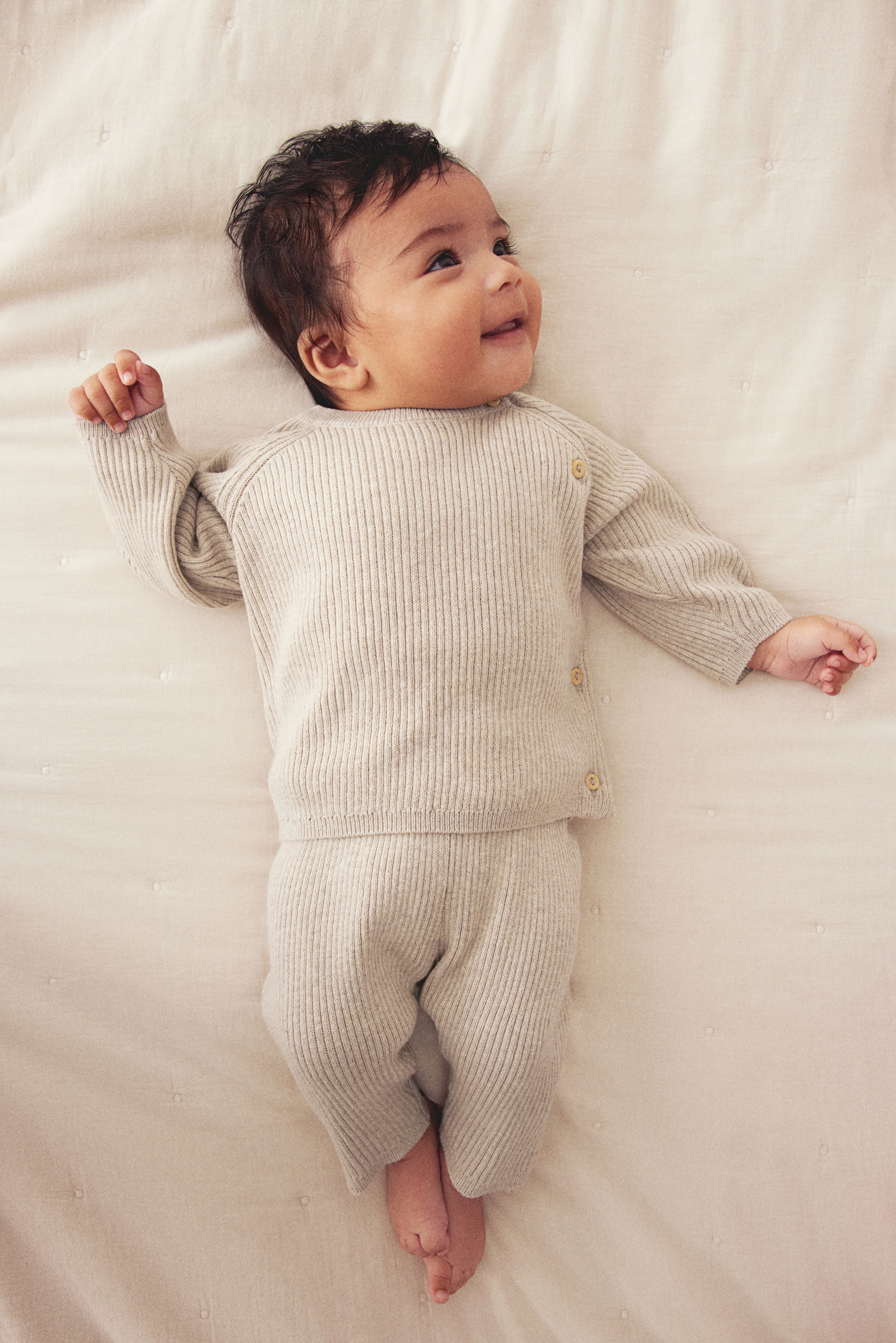 Newborn Baby Clothes | Bodysuits, PJs, Accessories | H&M US