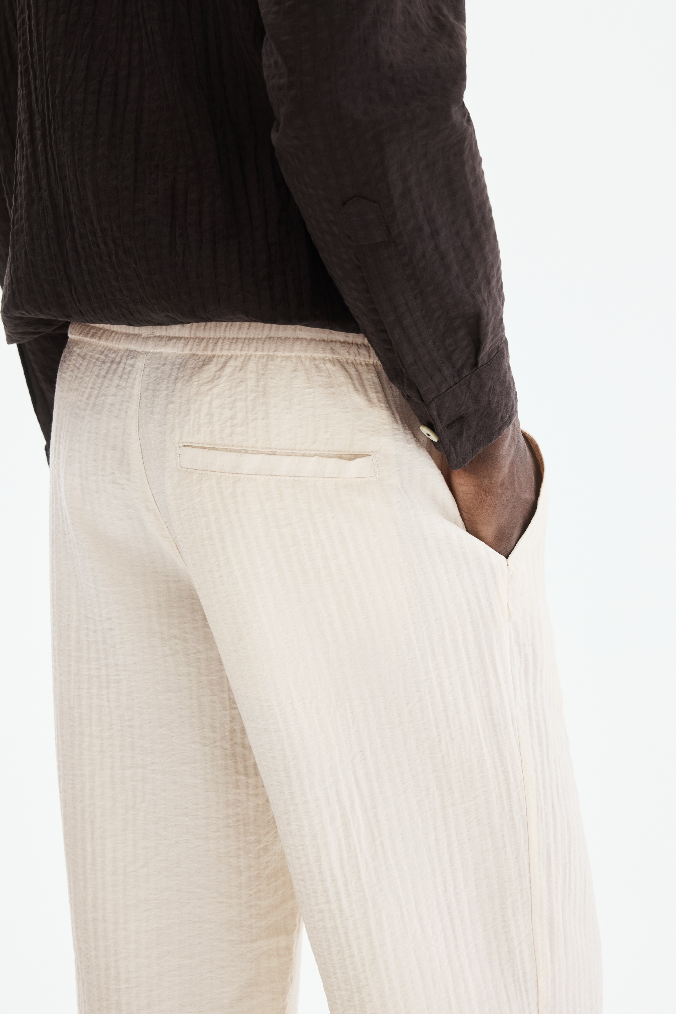 Relaxed Fit textured trousers