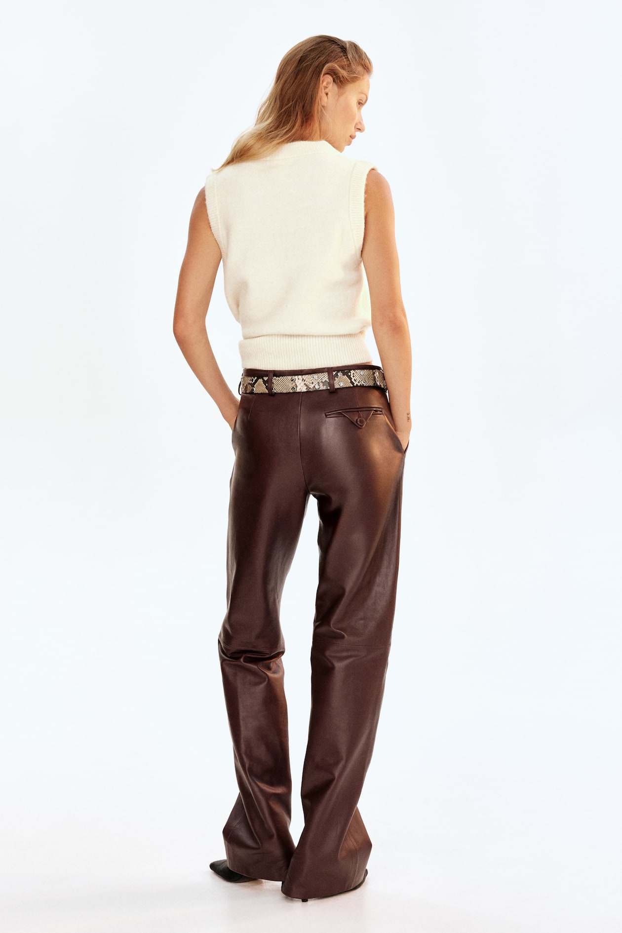 Short Sweater Vest - image 5