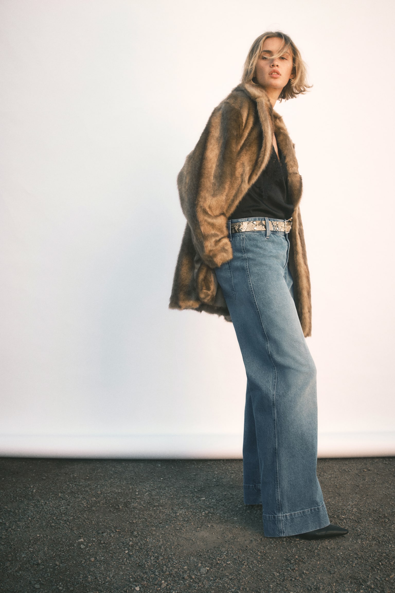 Wide High Jeans - Denim blue/White/Burgundy/Denim blue/Dark denim grey/Dark denim blue/Light denim blue/Dark denim blue/Brown/Leopard print/Dark denim grey