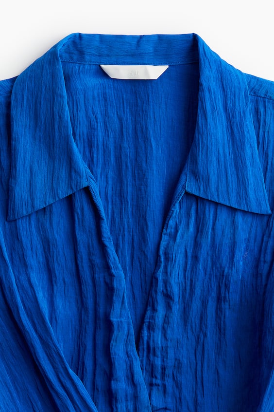 Blouse with Tie Detail - Bright blue - Ladies | H&M US