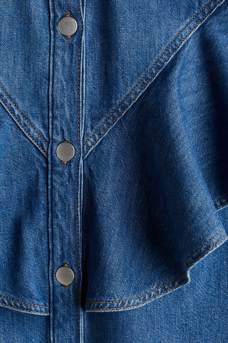 Intriguing M-Point Half Denim Shirt main image 0