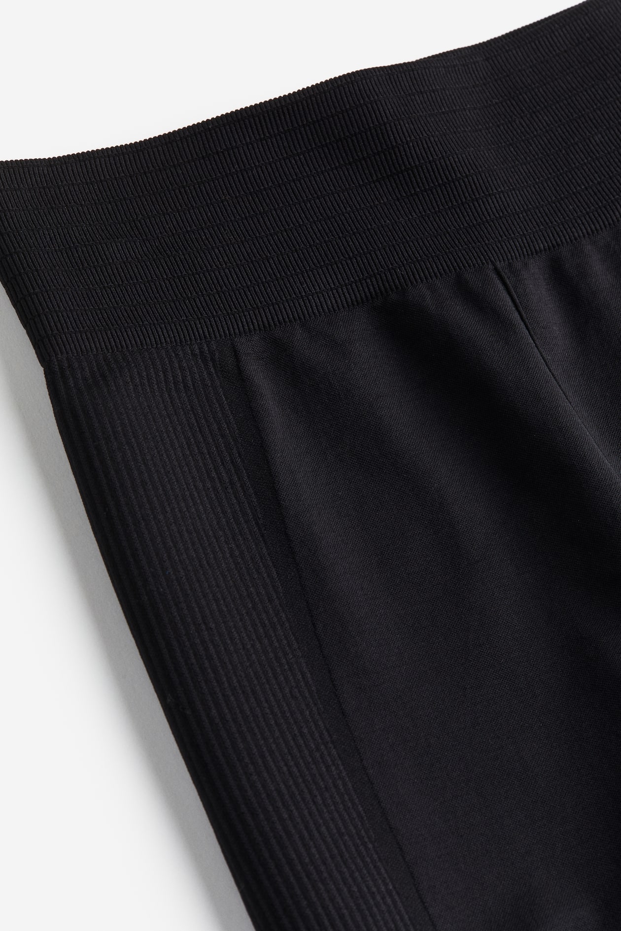 Curated visual reference: Shaping Supportive Leggings For Women Reference: Women S Black Seamless Shaping Sports Leggings In Drymove