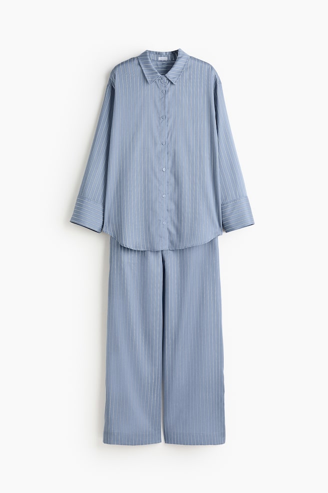 Pijama de rayas en satén de lyocell - Azul empolvado/Rayas/Beige claro/Rayas - 1
