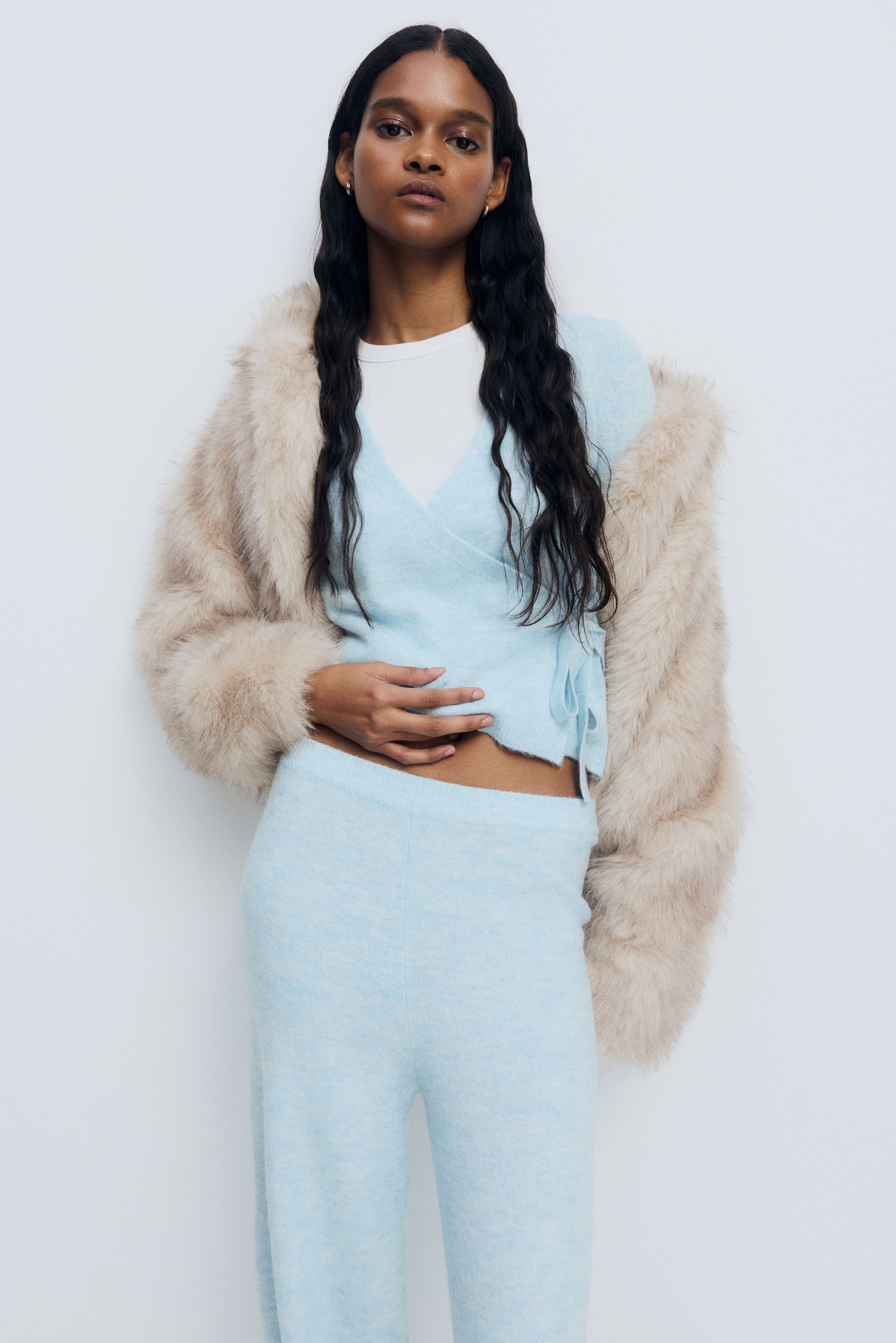 Büyük resmi görüntüle: Anvelop Hırka - Açık mavi kırçıllı - KADIN | H&M TR 2