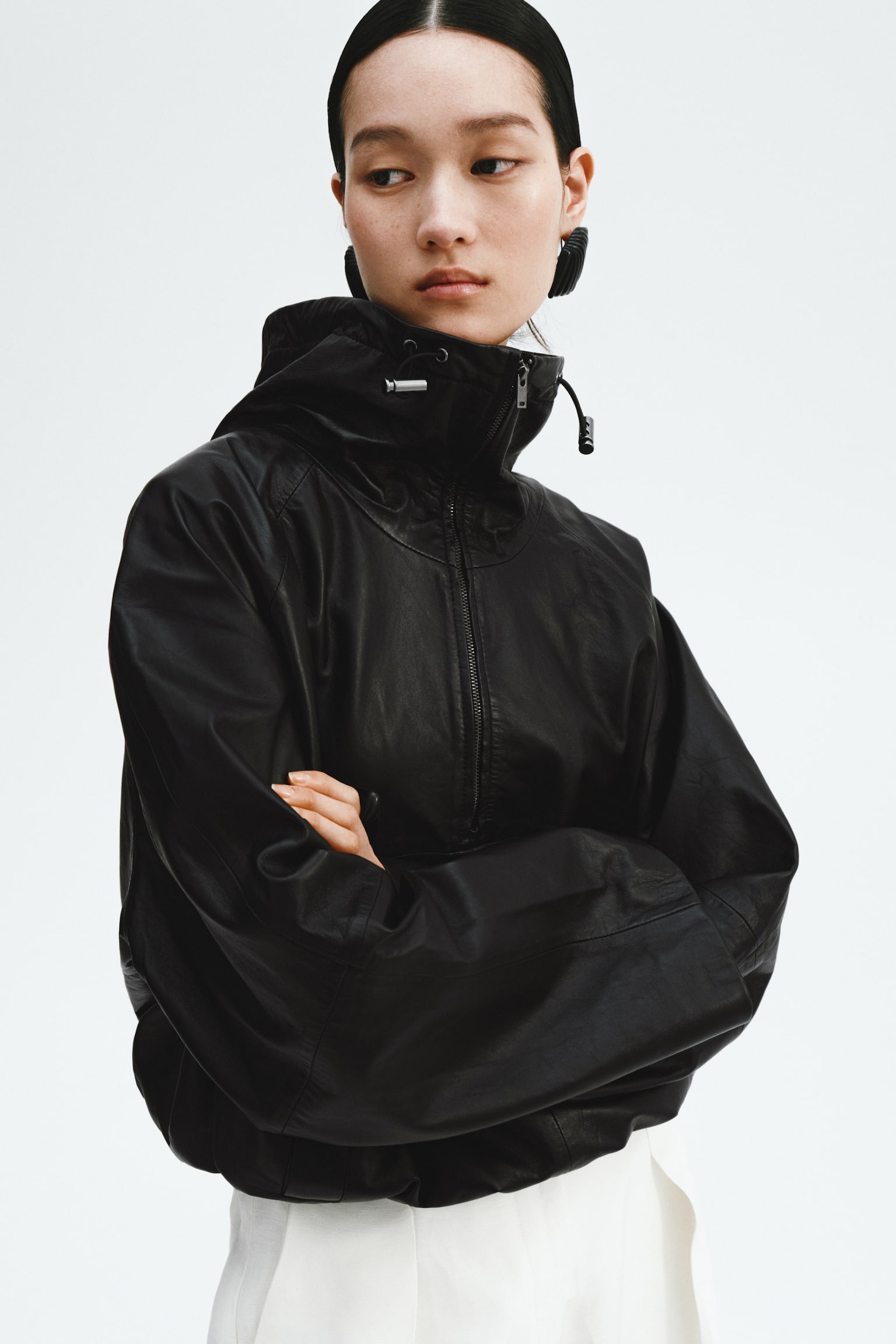 Oversized leather anorak - Black - 5