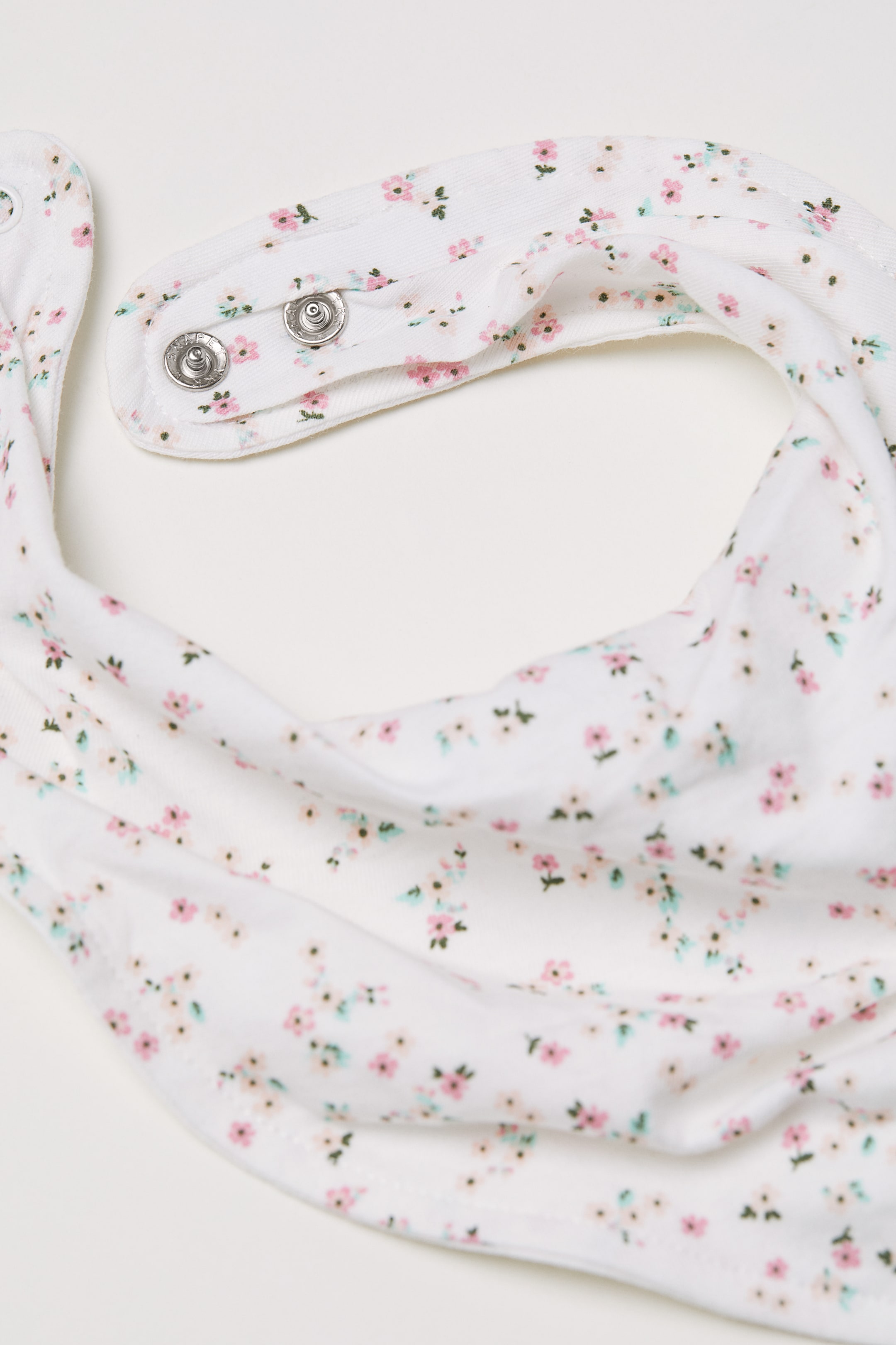 Größeres Bild ansehen: 3er-Pack Dreieckstücher - Naturweiß/Geblümt - Kids | H&M DE 2