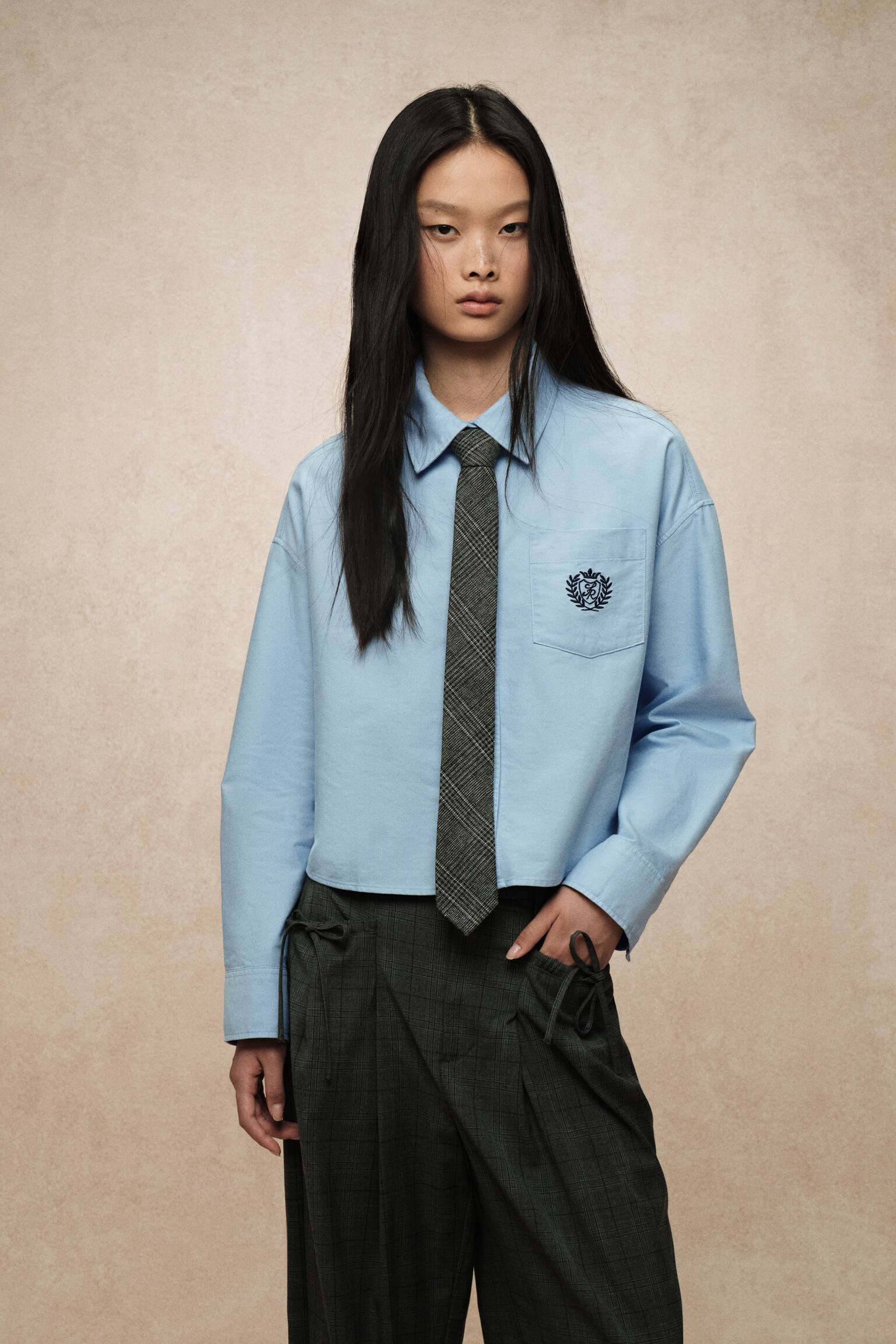Áo sơ mi cài khuy sau lưng - Màu xanh dương nhạt - 4
