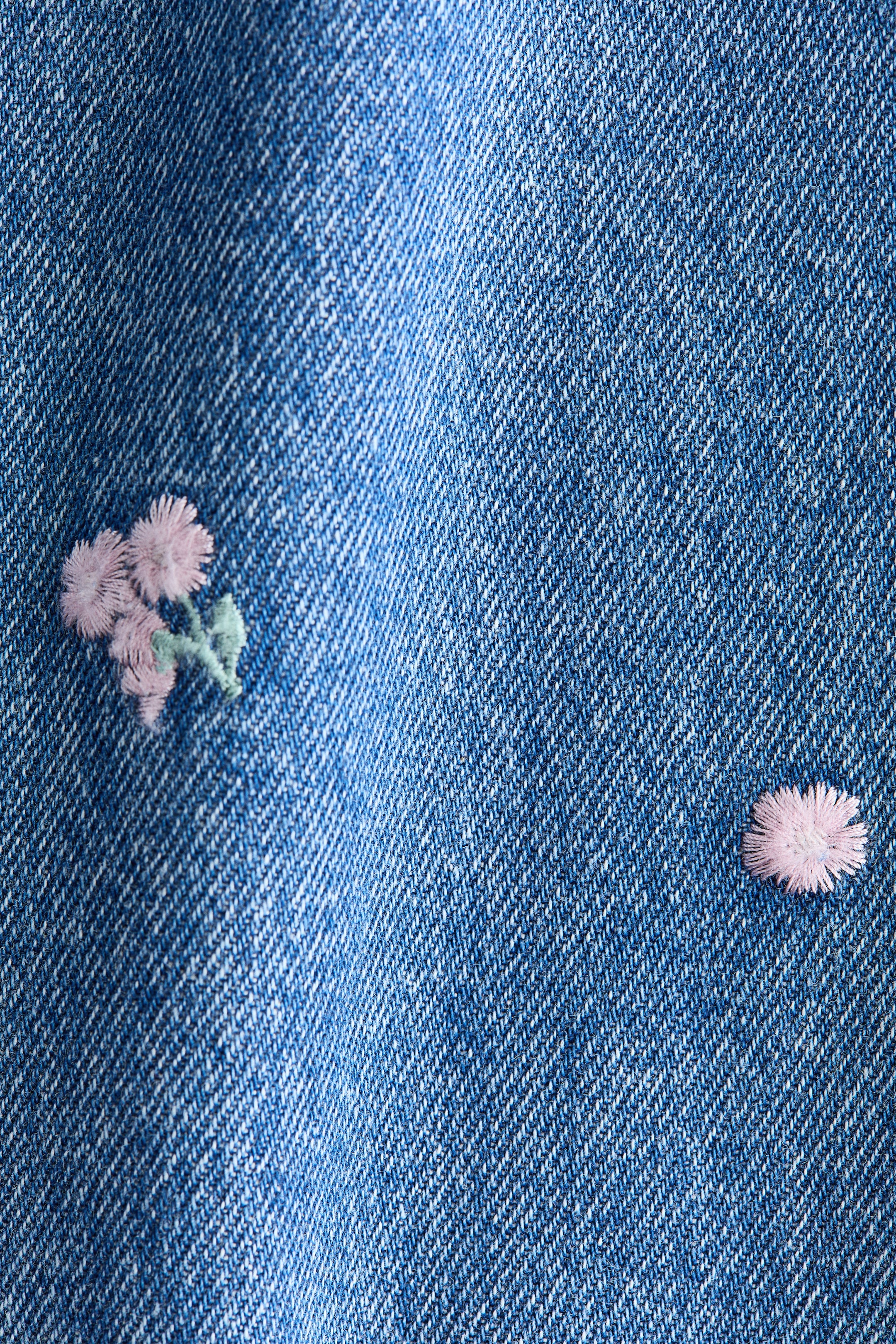 Wide-Leg Jeans with Motif