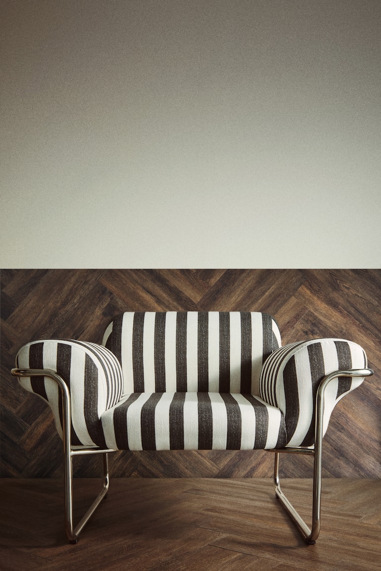 Loungesessel mit Metallrahmen