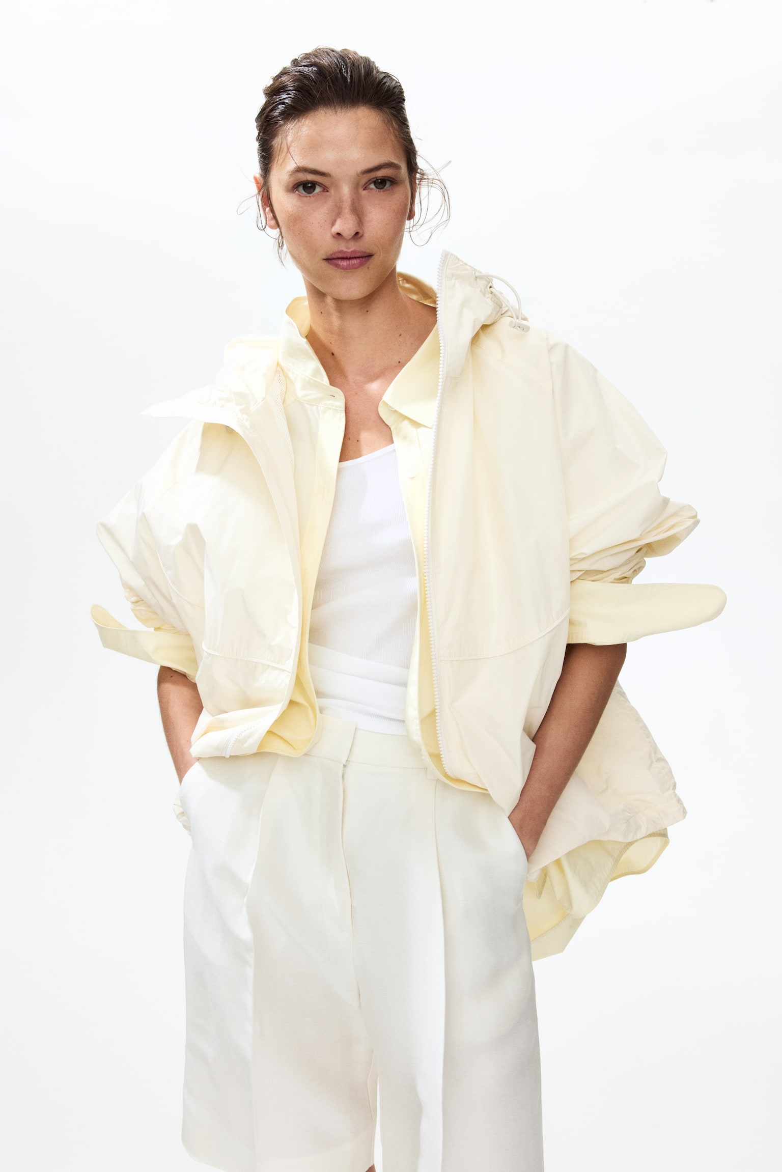 Hooded windbreaker - Cream/Dark blue - 3