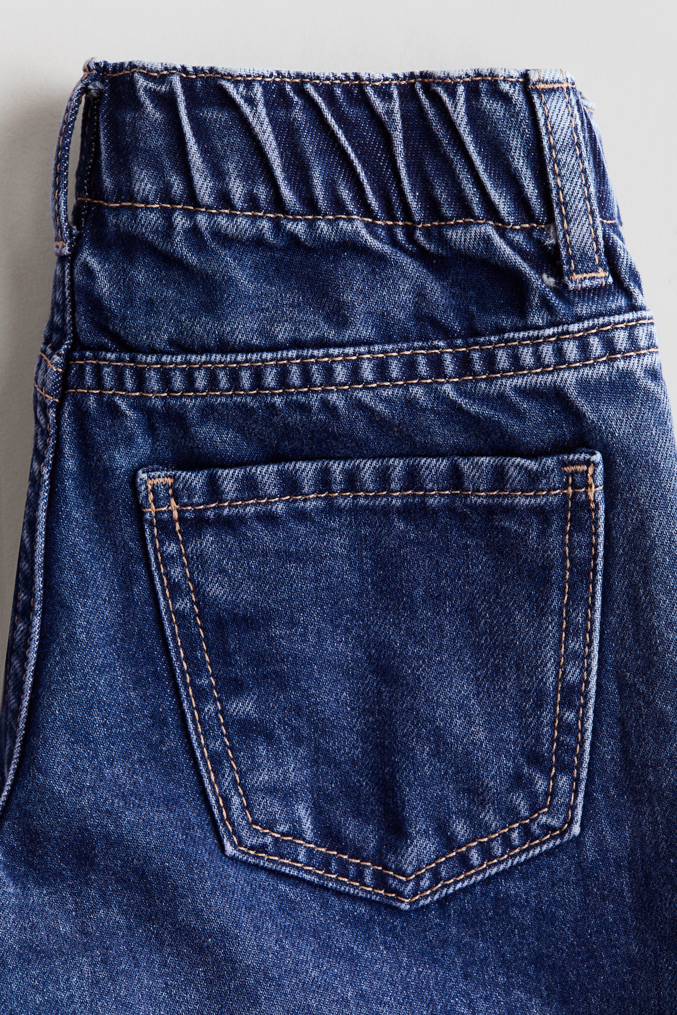 Wide-Leg Jeans with Motif