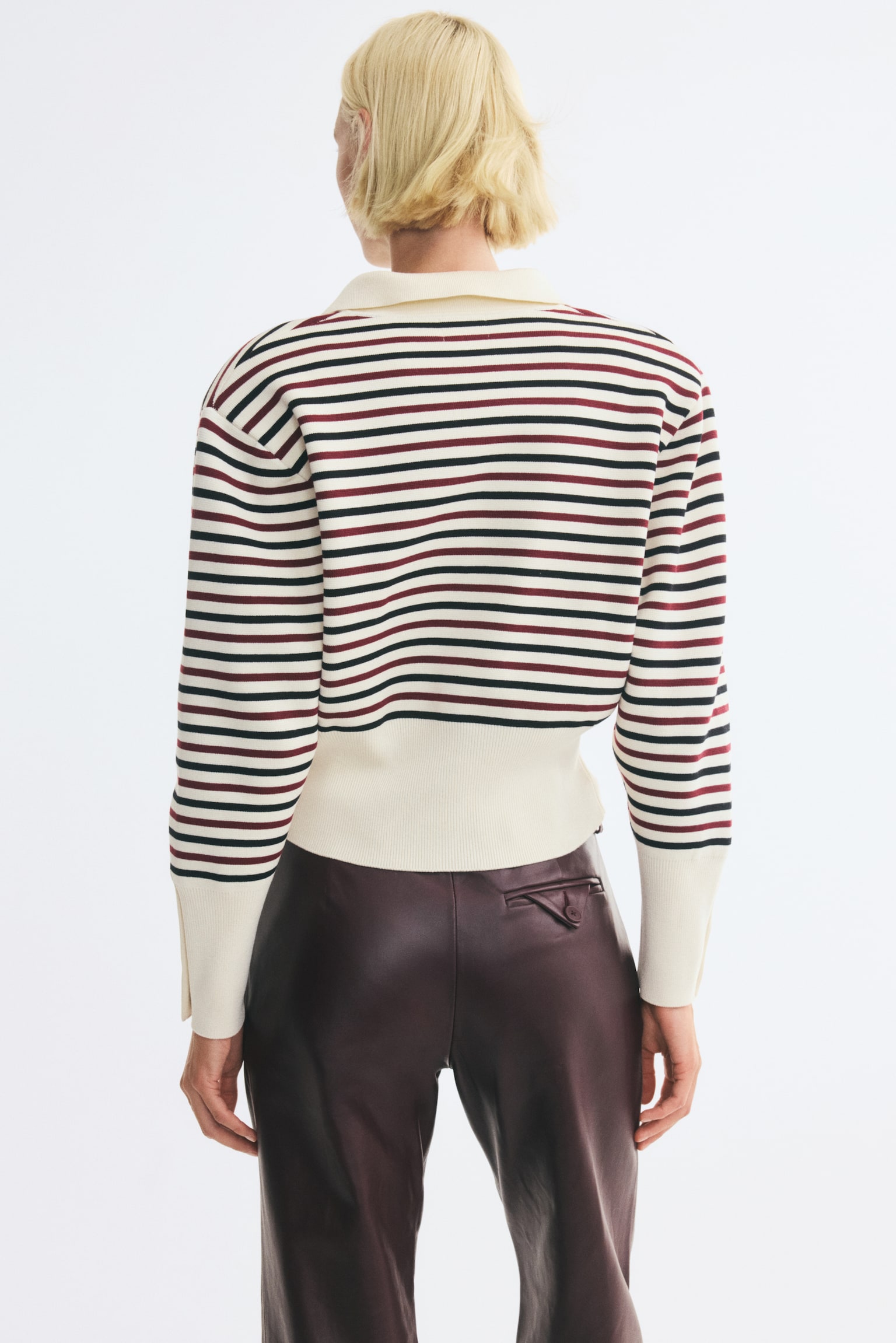 Женское поло H&M Fine-Knit Polo Shirt with Shoulder Pads, цвет: Кремовый / Полосатый — фото 6