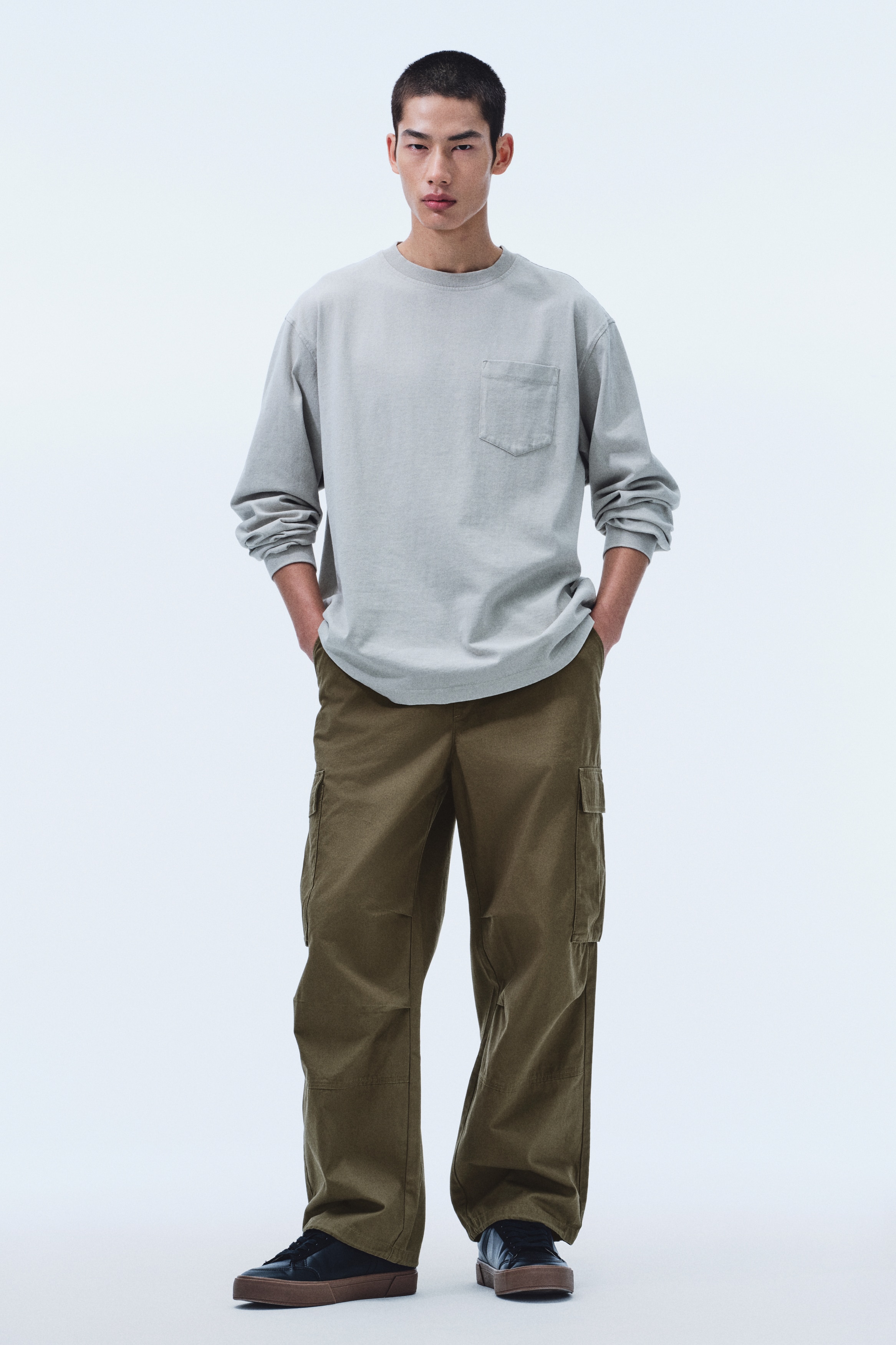 メンズ 緑 カーゴパンツ | グリーン ワークパンツ 他 | H&M JP