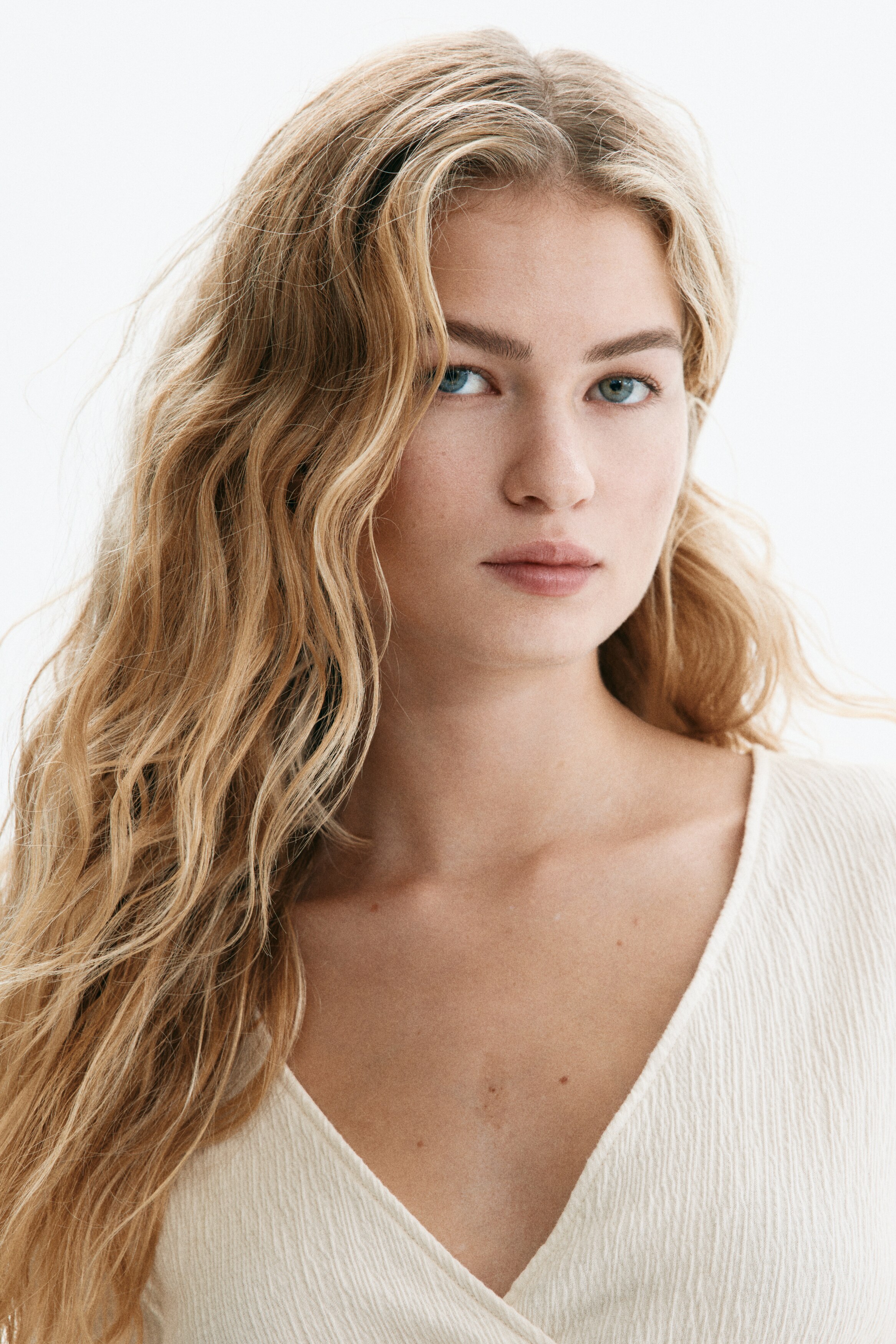 Textured-knit tie-detail top