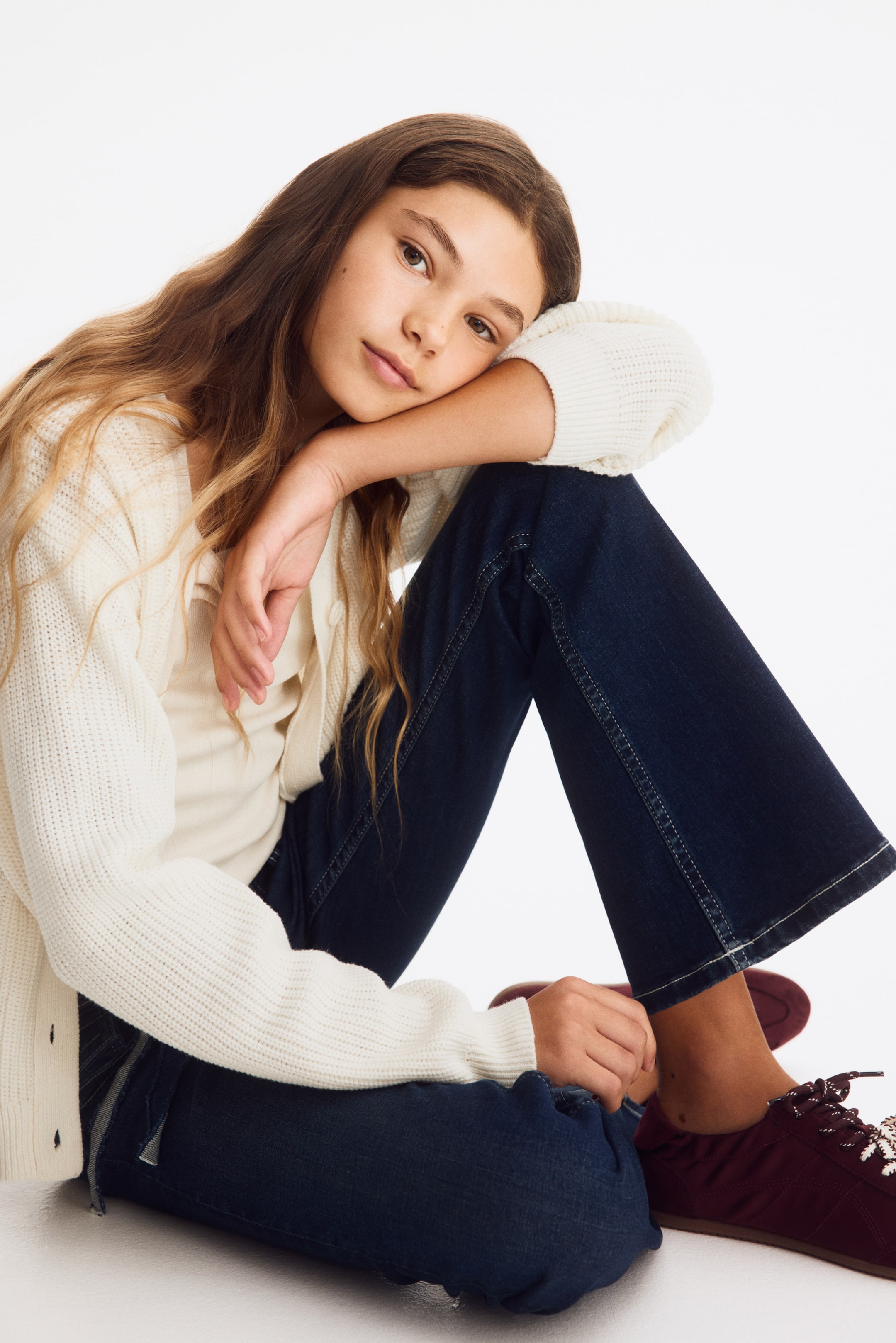 Embroidered-Detail Flared Low Jeans