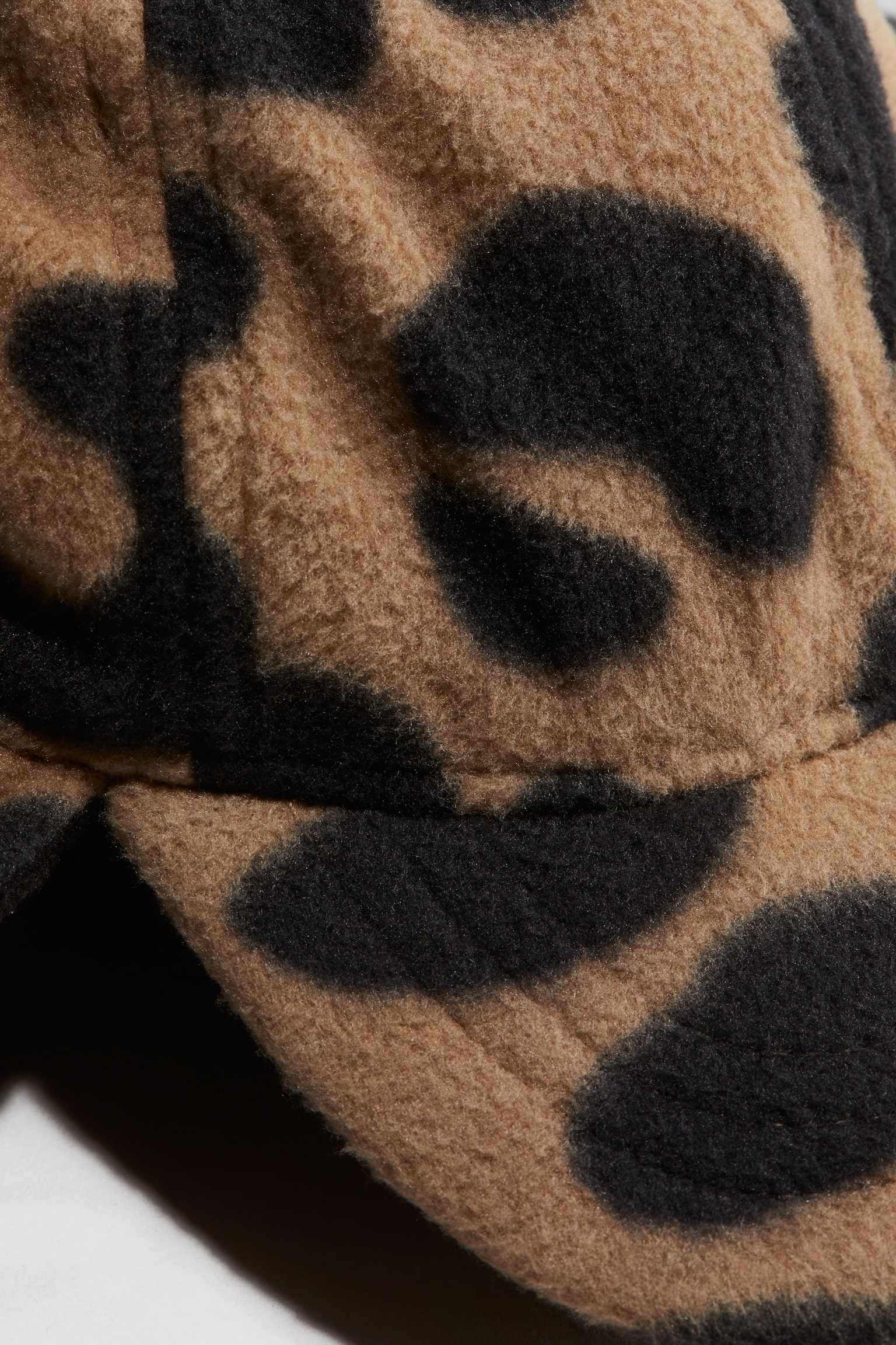 Fleece earflap cap - Beige/Leopard-print - 2