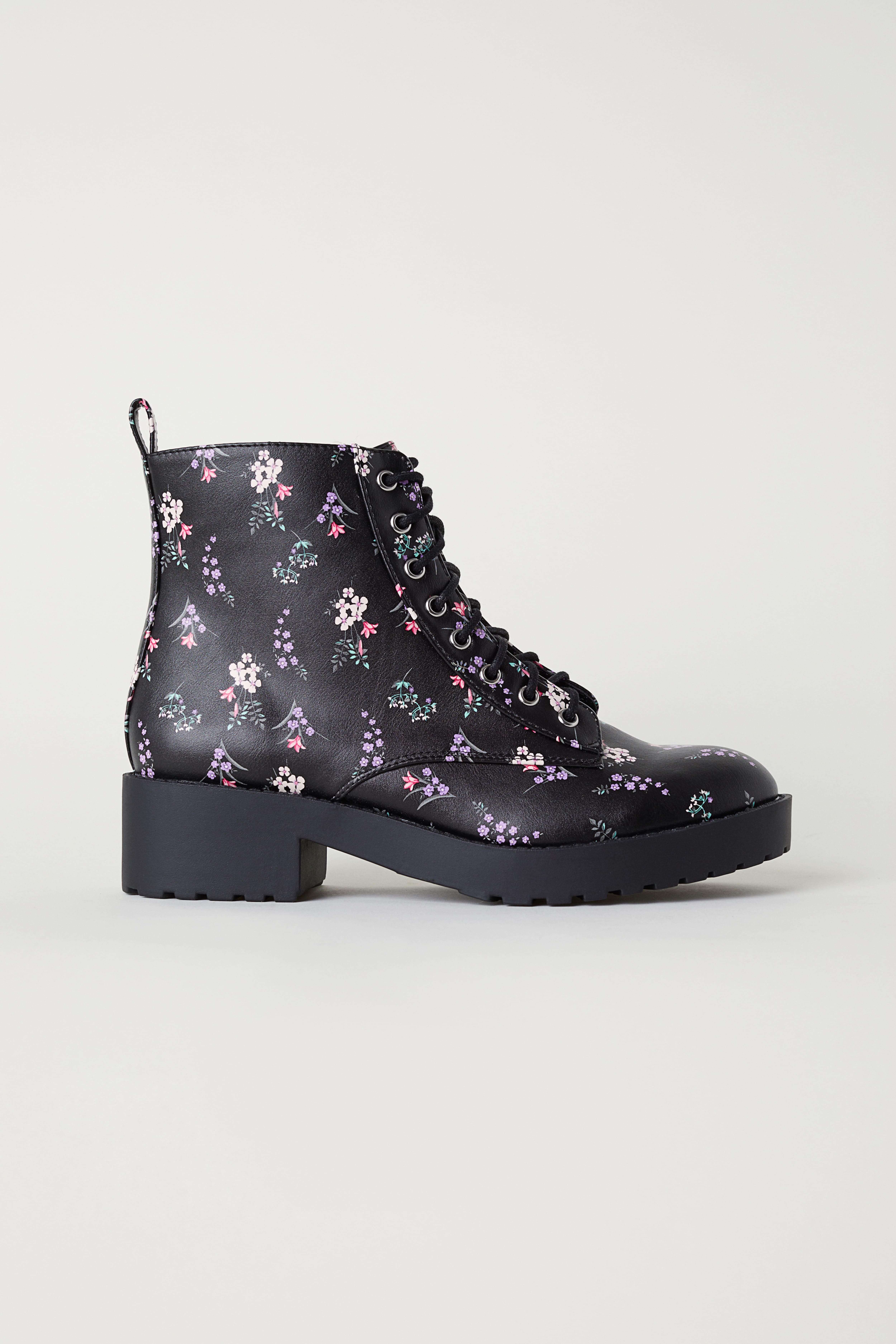 H&m boots women hotsell