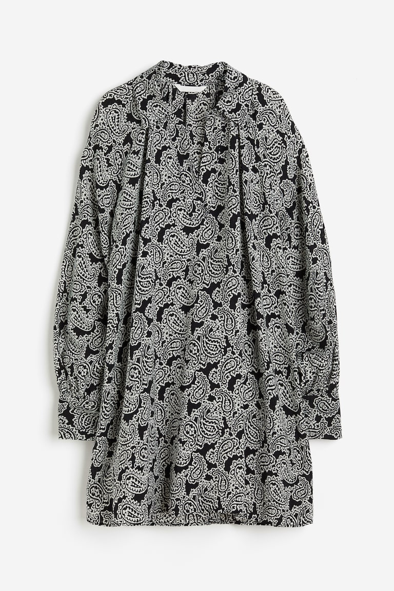 Robe tunique froissée - Noir/blanc/fleuri - FEMME | H&M FR