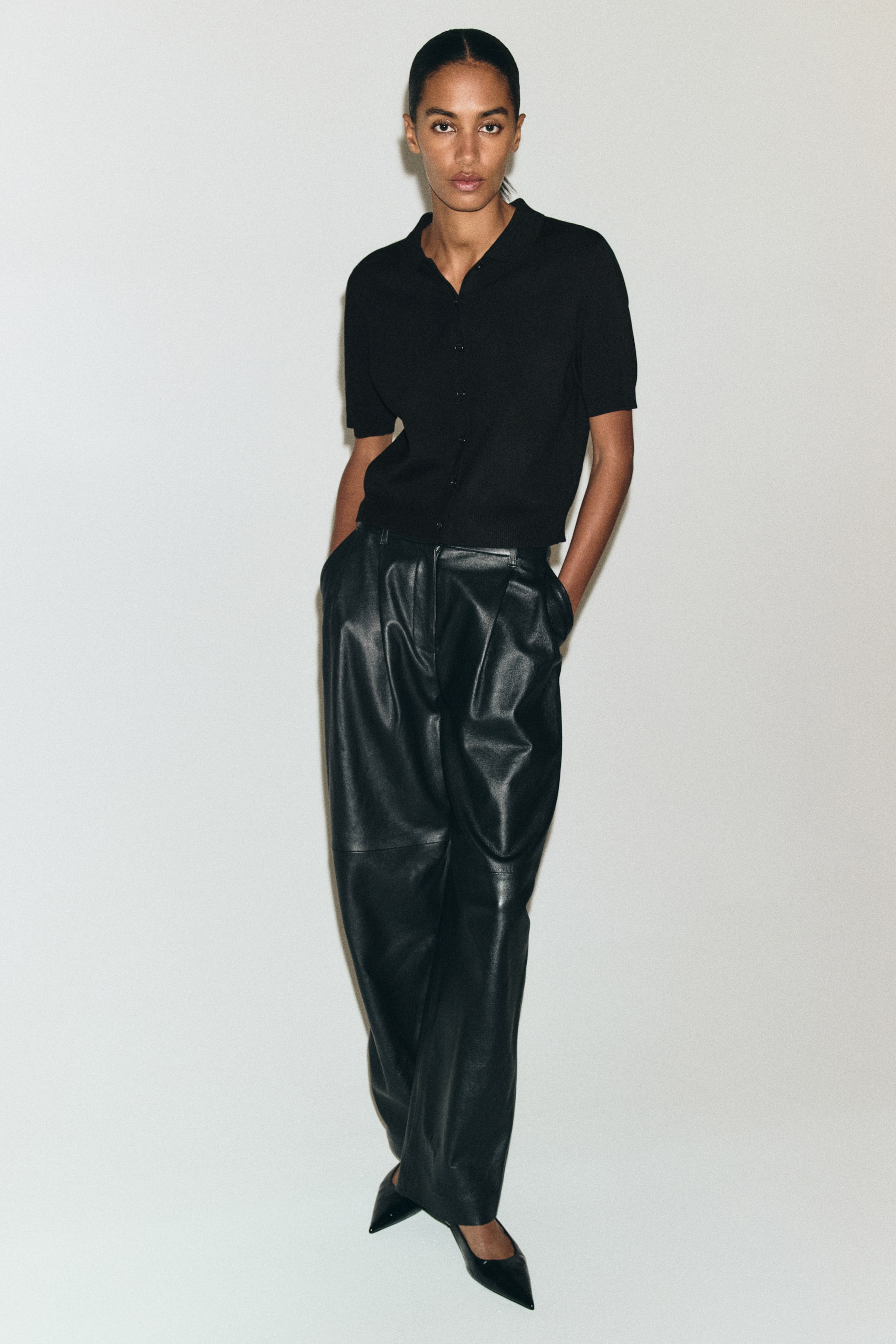 Zobraziť väčší obrázok: Sveter s golierom - Čierna - ŽENY | H&M SK 2