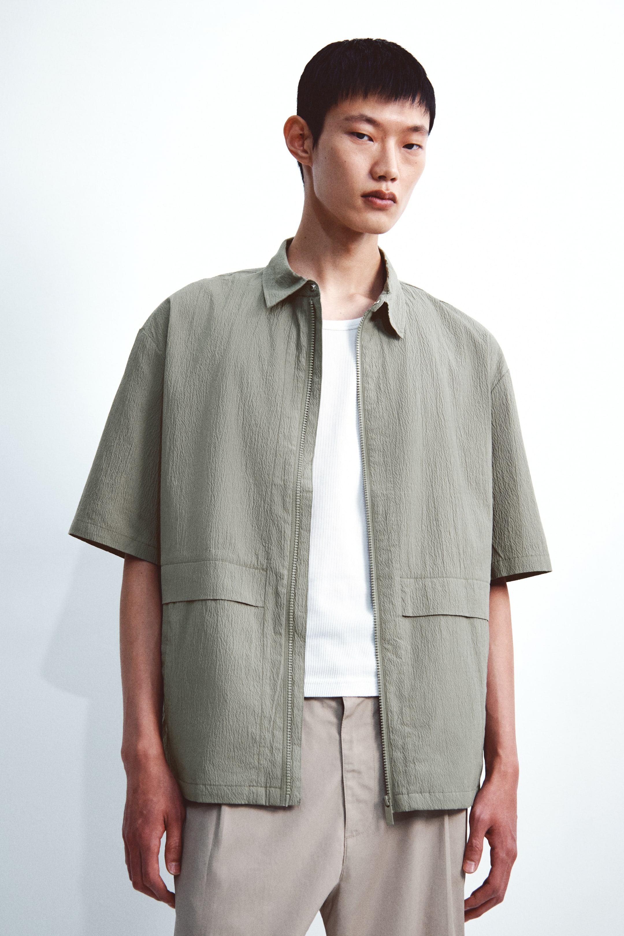 View larger image: Short-sleeved jacket - Light khaki green - Men | H&M MY 1