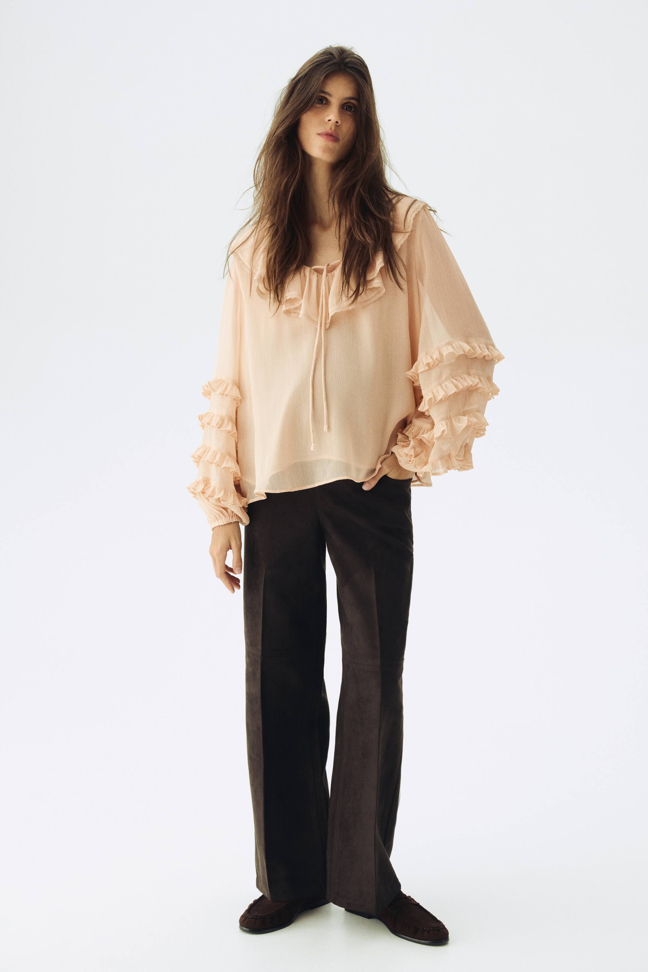 이미지 확대 보기: MAMA 프릴 디테일 시폰 블라우스 - 베이지 - 여성 | H&M KR 2