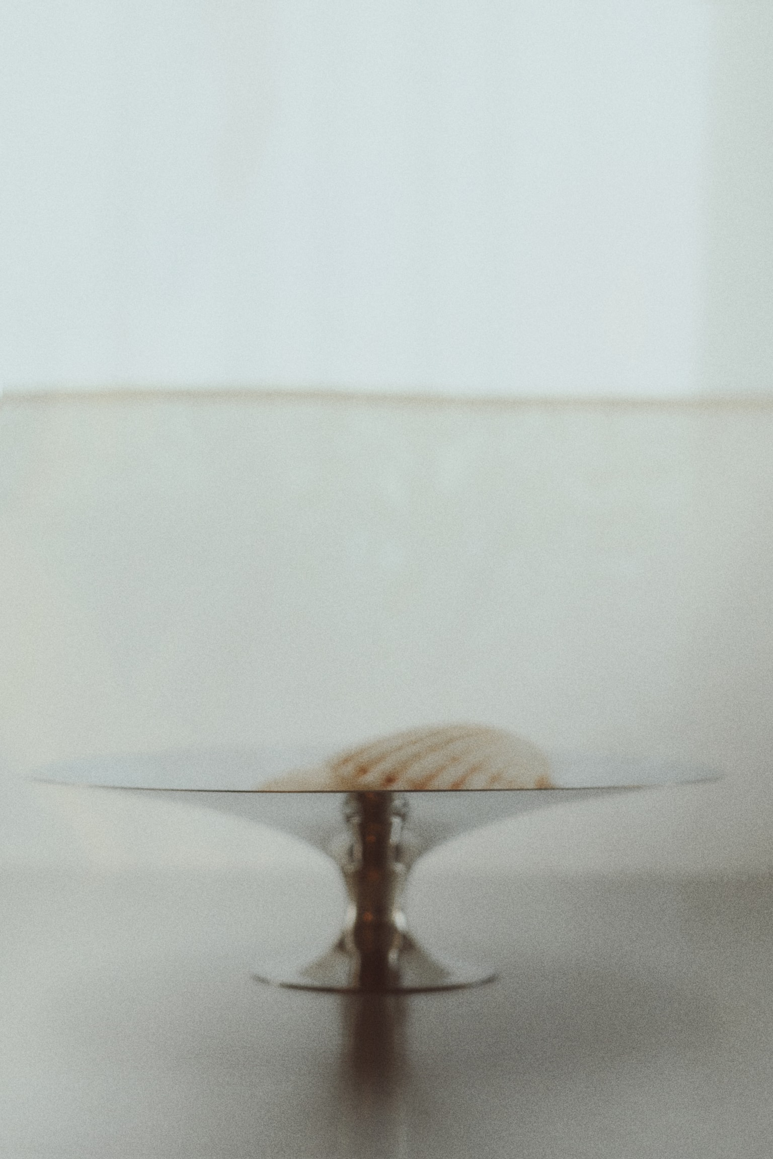 קערה עם רגל מפלדת אל חלד - כסוף - 1