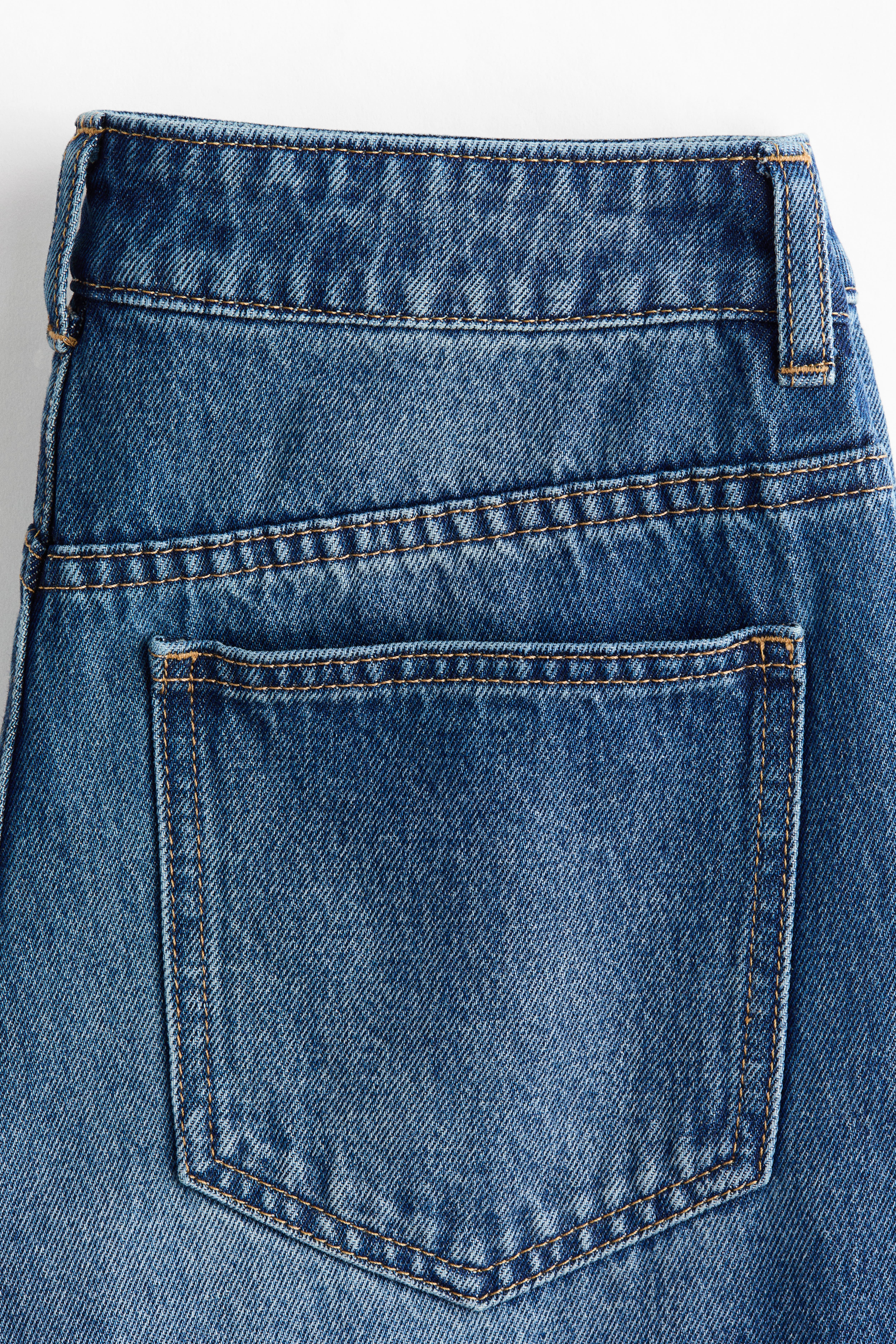 High-Waist Barrel-Leg Ankle Jeans