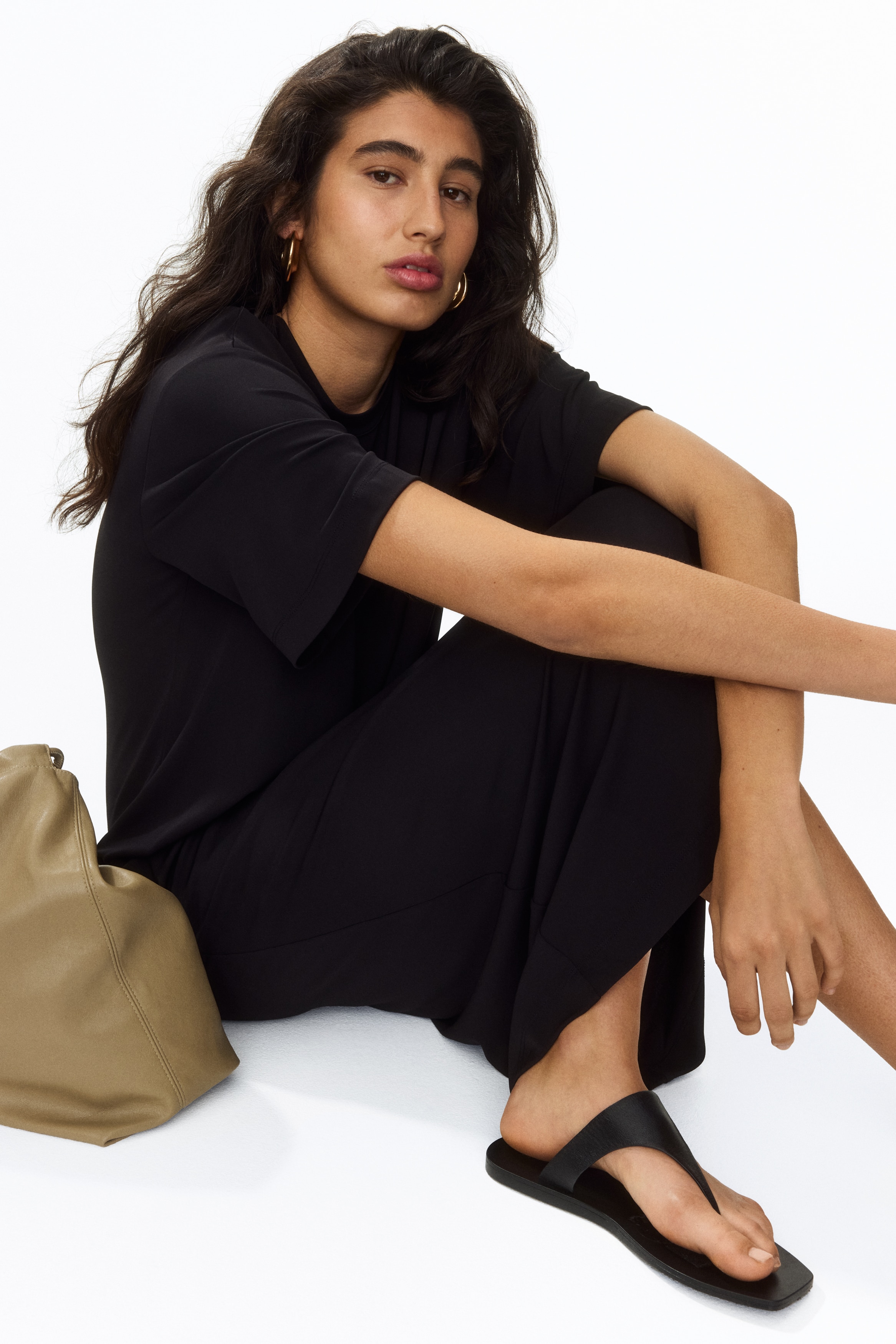 Langes T-Shirt-Kleid-Schwarz