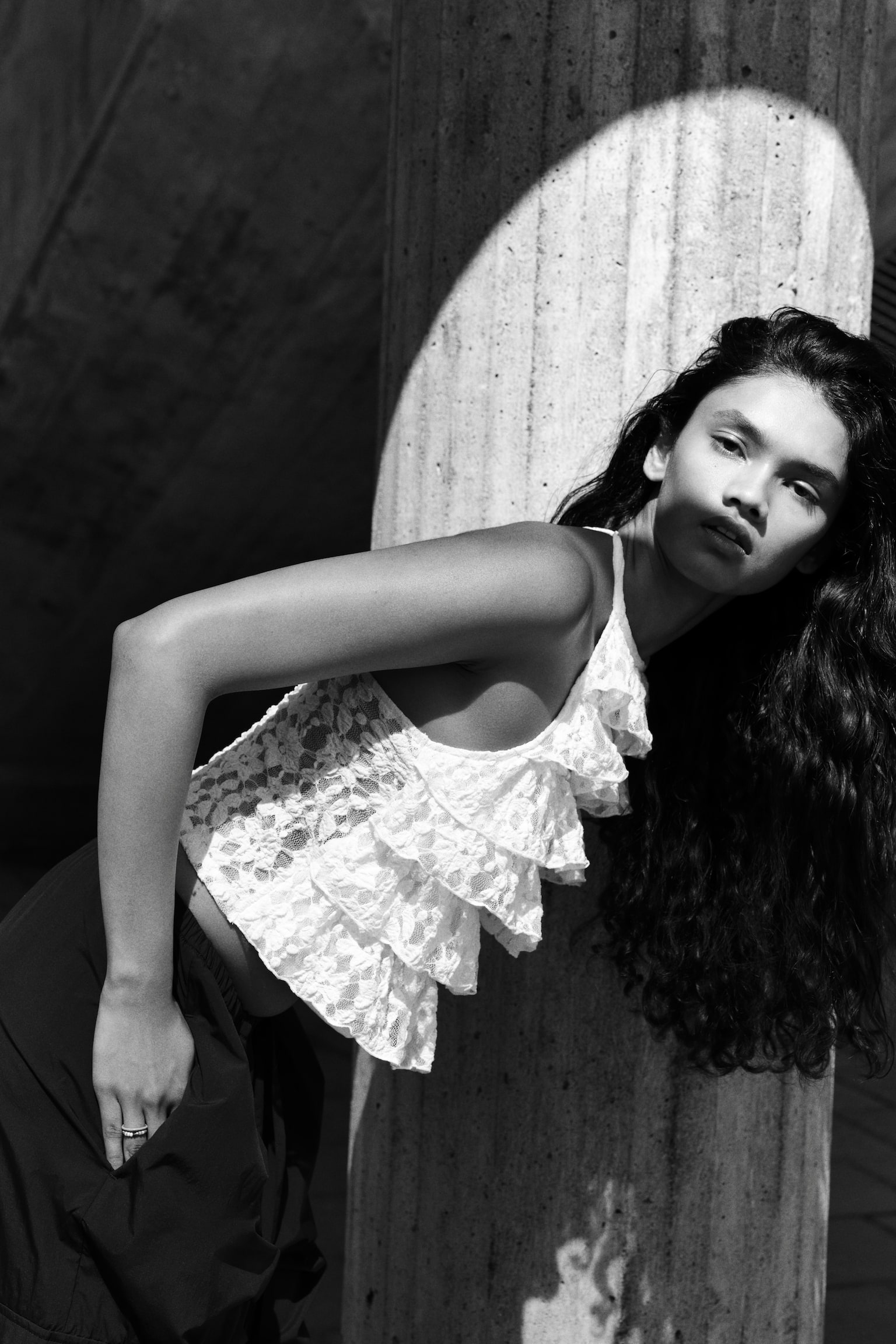 Женский топ H&M Tiered lace top, цвет: Белый — фото 4
