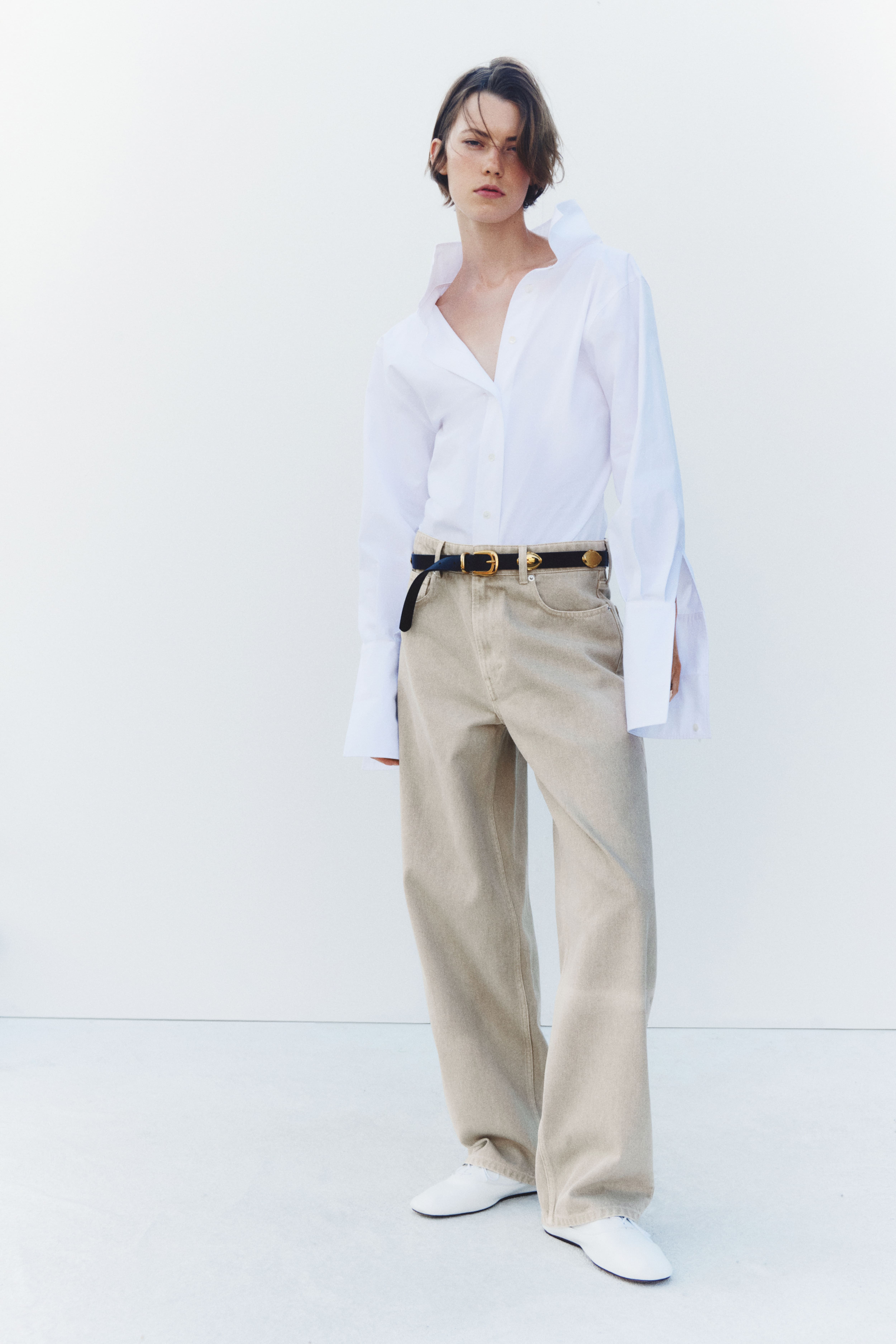 Baggy Regular-Waist Barrel Jeans