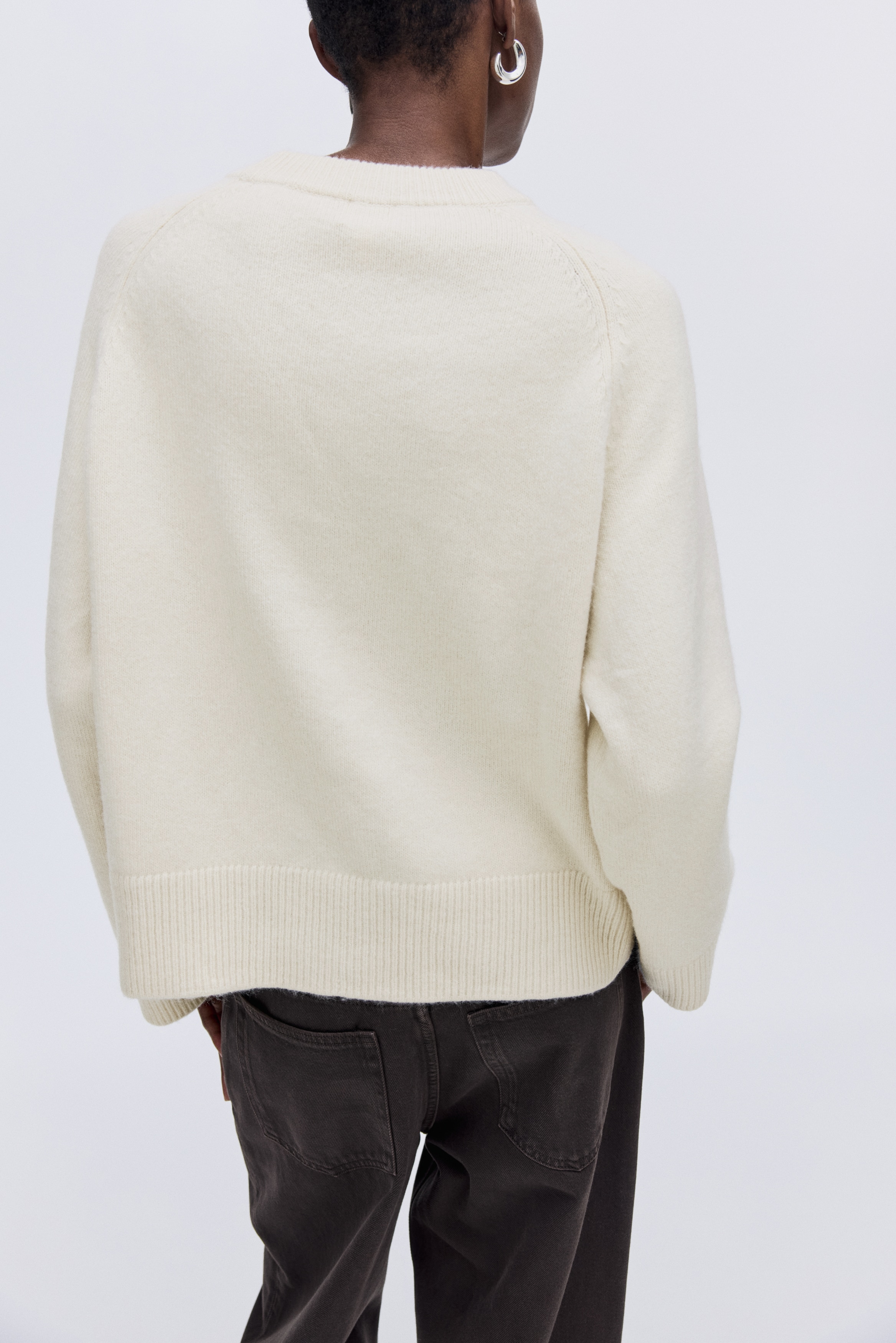 Loose-fit jumper