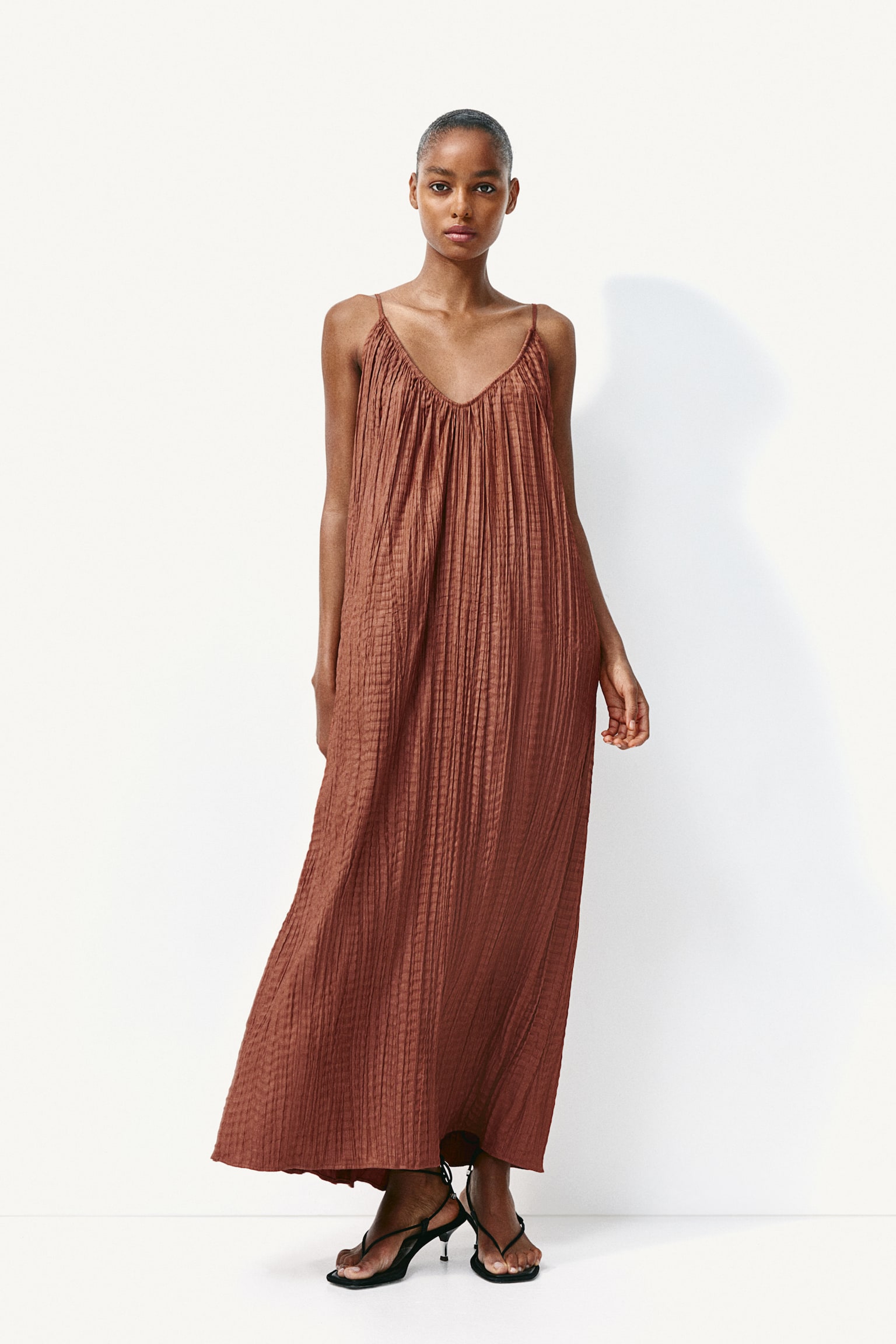 Pleated strappy dress - Rust brown - 6