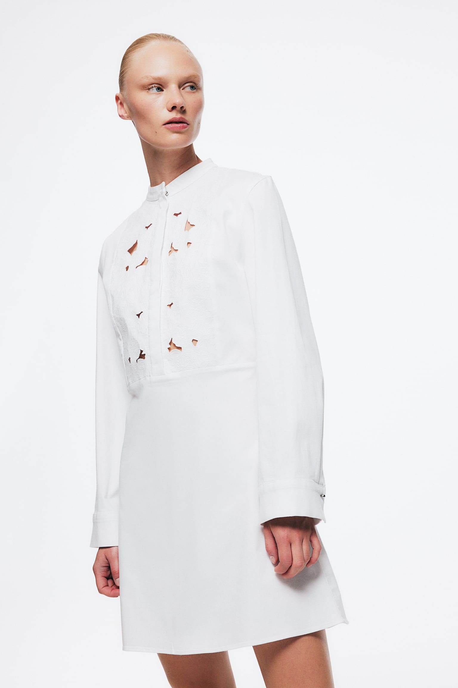 Robe avec détail en broderie anglaise - Blanc - 1