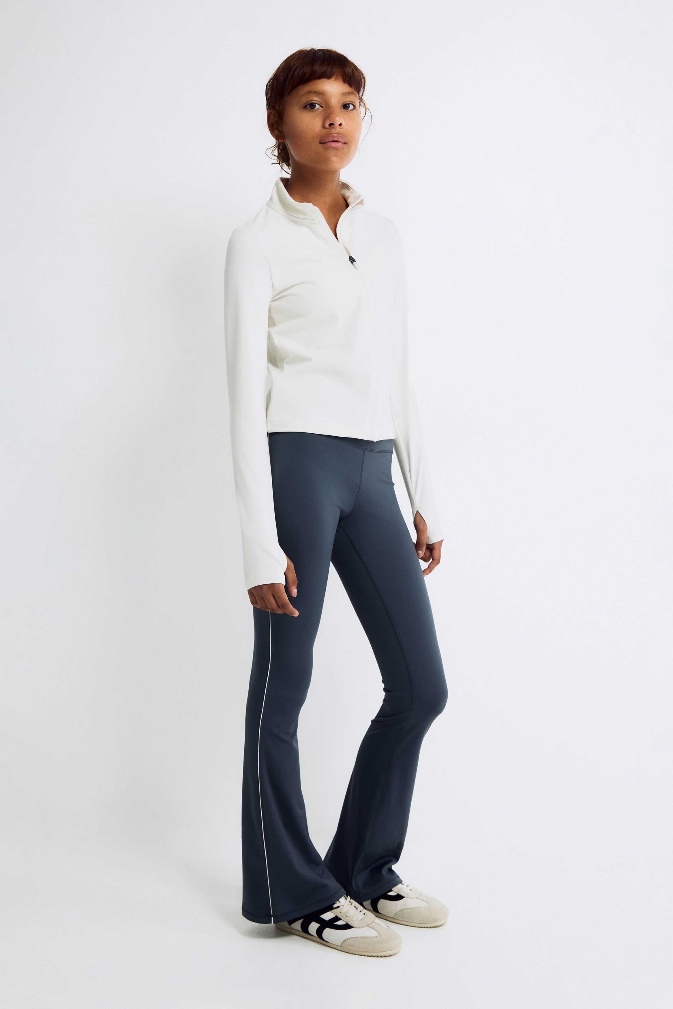 Flared sports leggings with DryMove™ - Steel blue/White