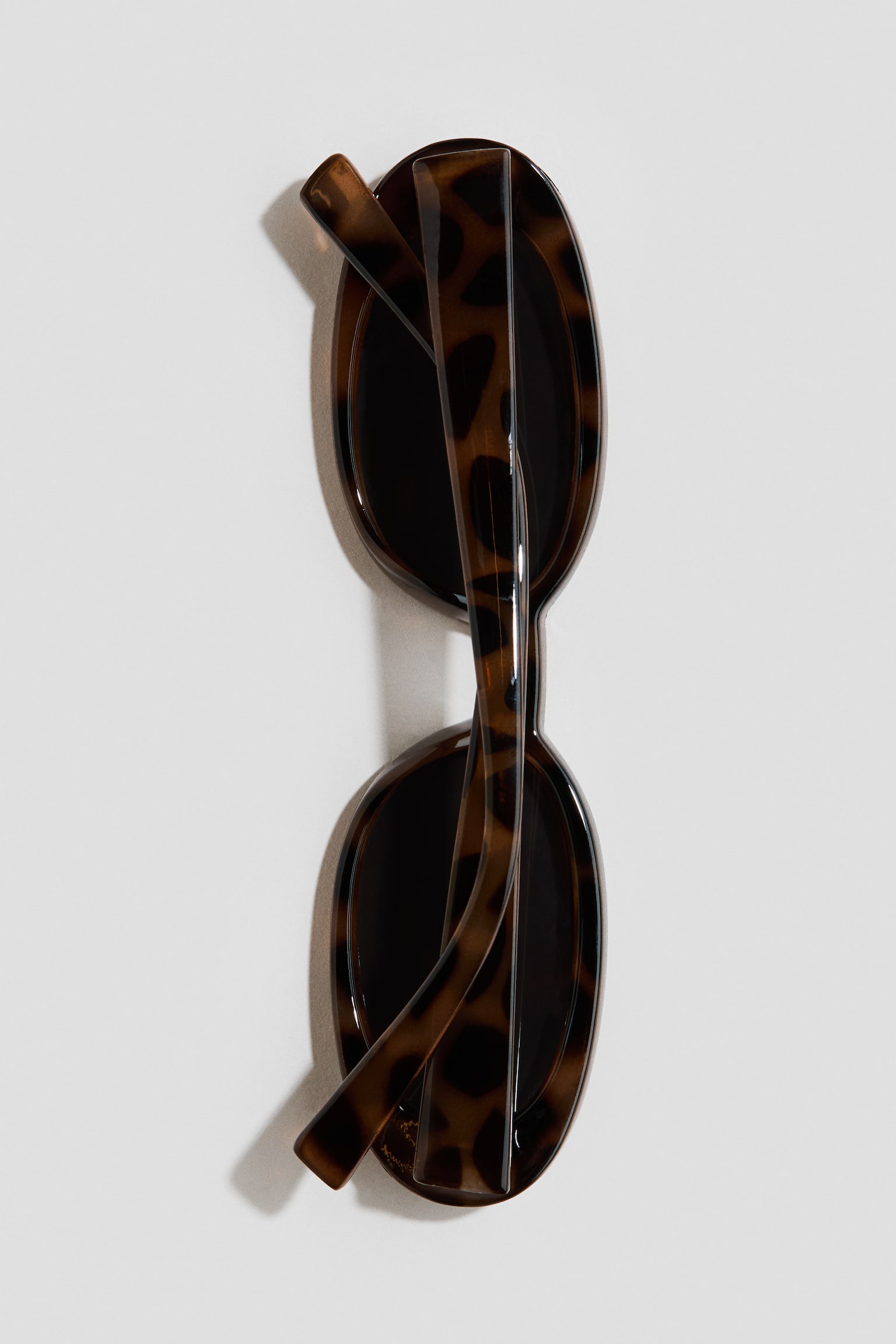 Oval sunglasses - 2