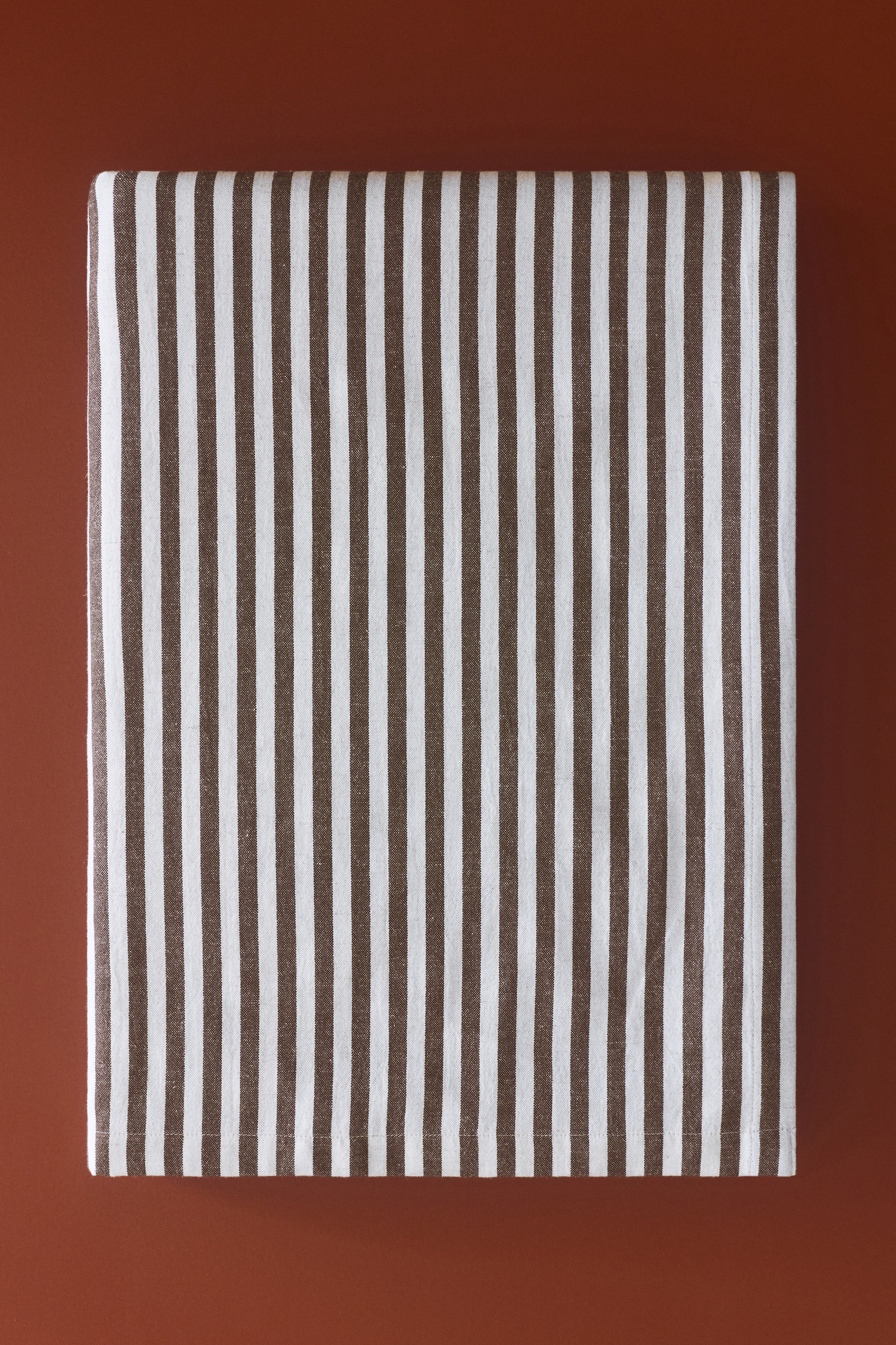 Nappe en lin mélangé - Marron foncé/rayé/Jaune/vichy/Beige/rayé/Jaune/rayé/Marron foncé/vichy/Orange/vichy/Vert kaki/rayé/Beige/vichy/Rose clair/rayé/Orange/rayé/Vert kaki/vichy/Rose clair/vichy