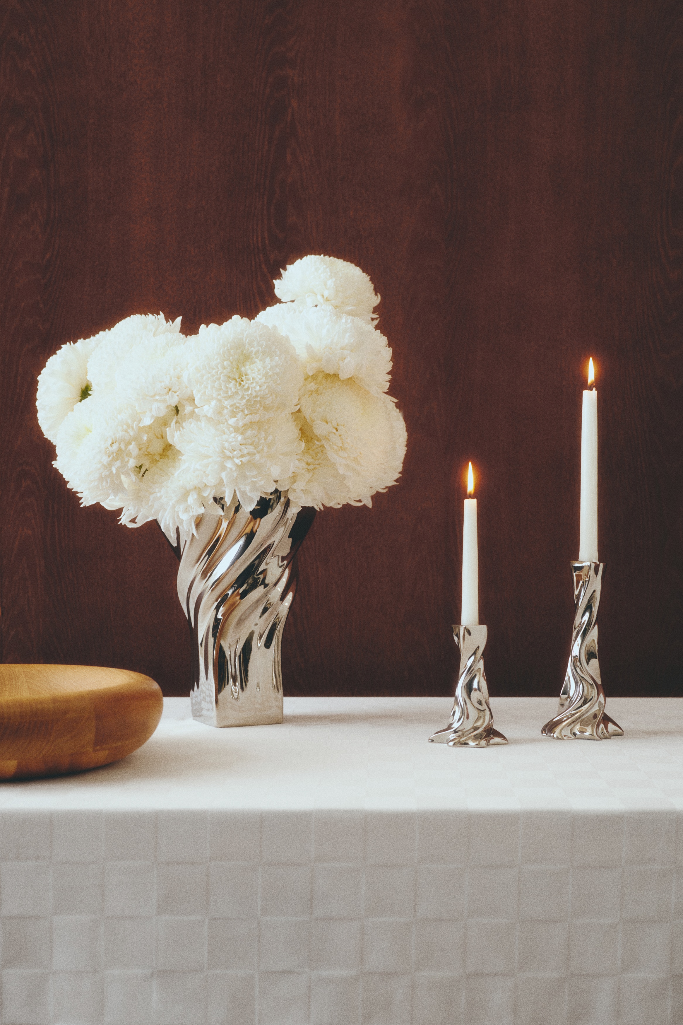 Checked cotton tablecloth