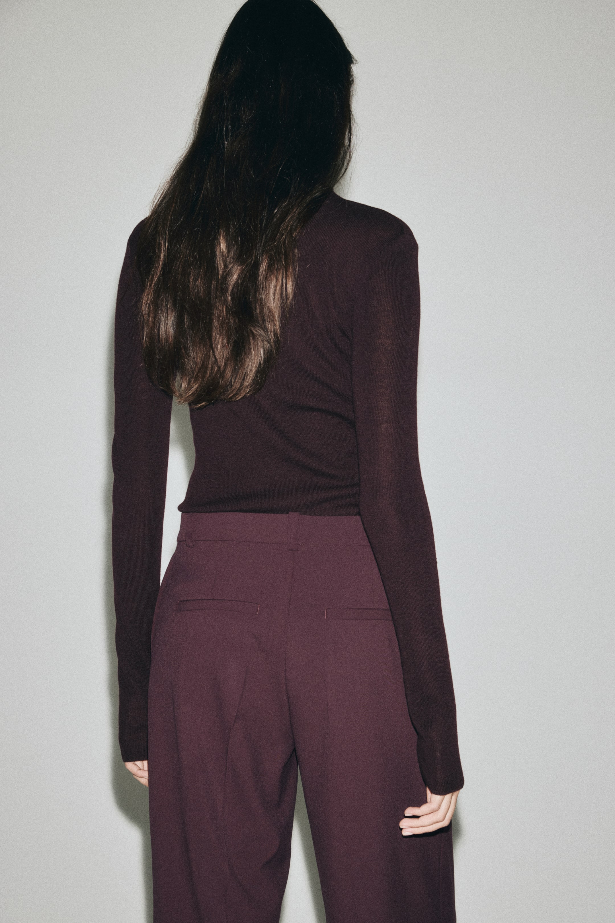 הצגת תמונה גדולה יותר: מכנסיים רחבים מחויטים - בורדו - Ladies | H&M IL 2