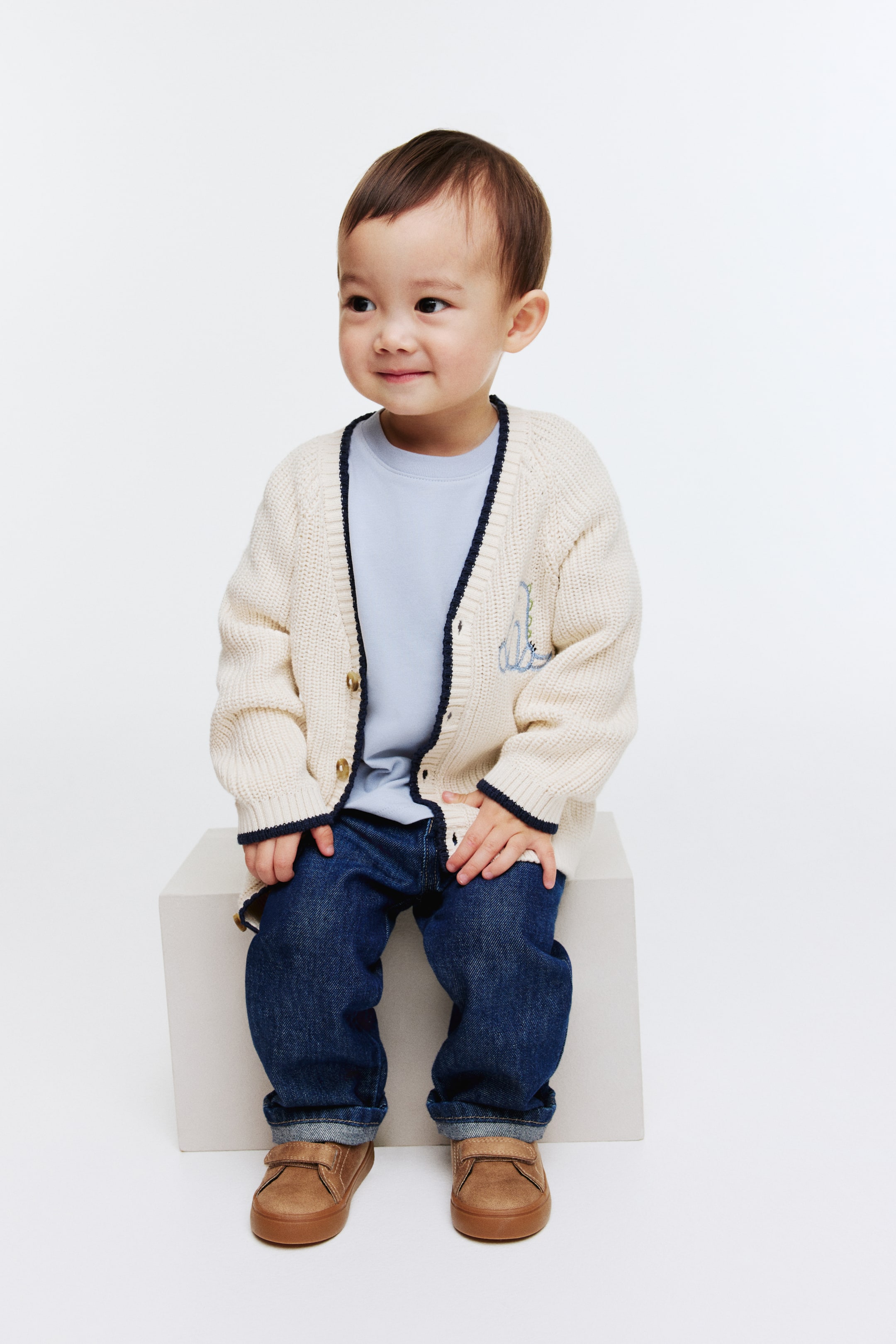 Visualizza immagine più grande: Cardigan in cotone con ricami - Beige chiaro/dinosauro - BAMBINO | H&M IT 2