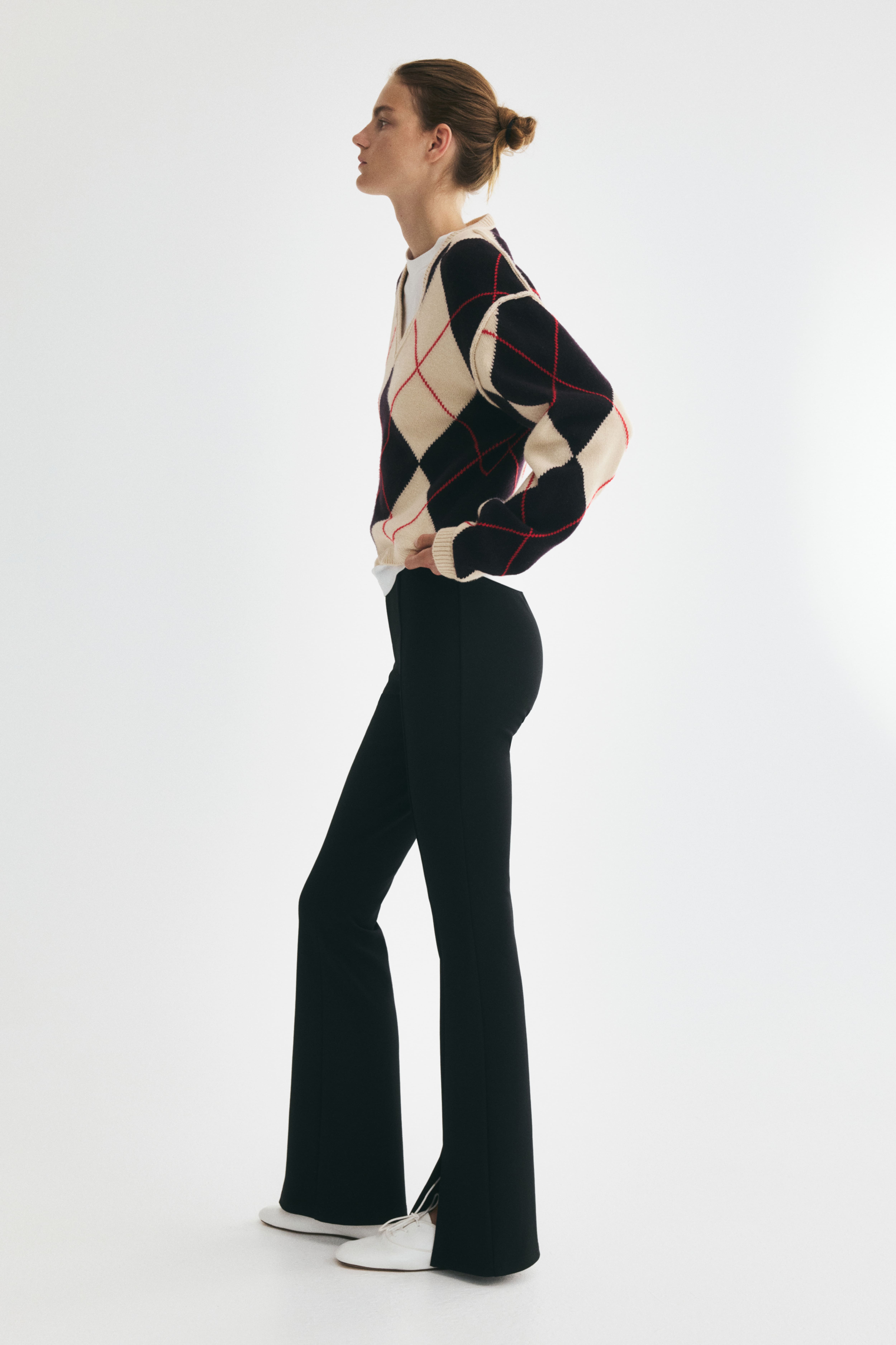Flared Creased Leggings
