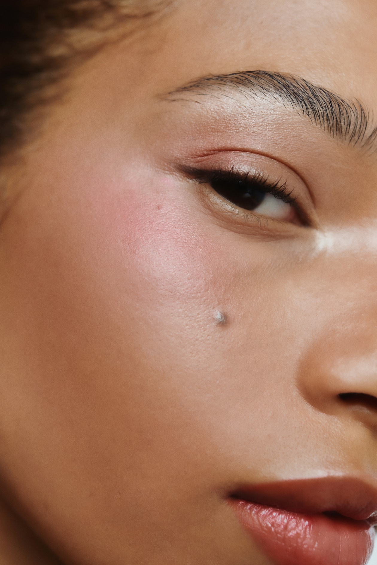 Bouncy Cheek Blush - image 4