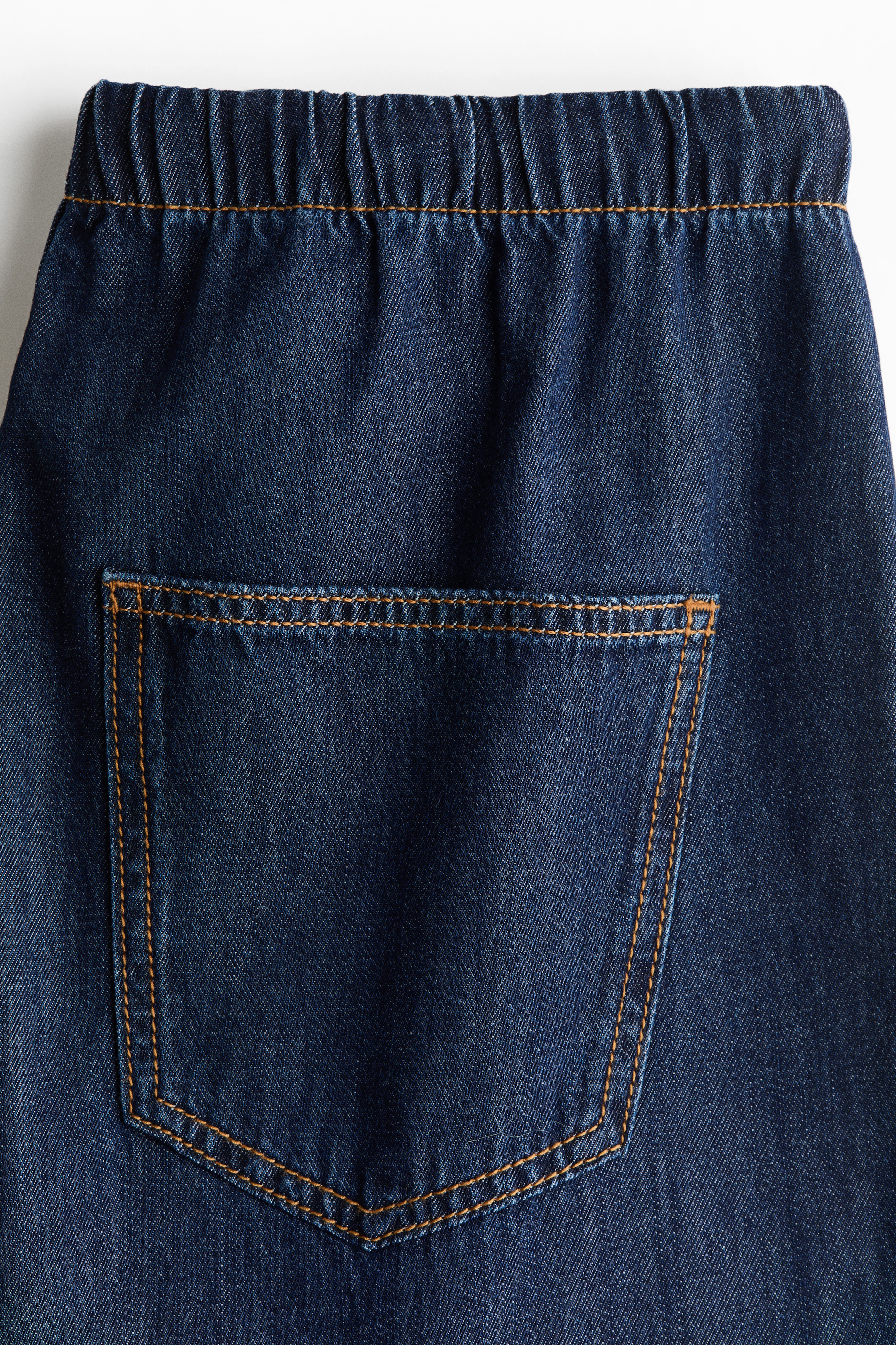 Barrel-Leg Pants
