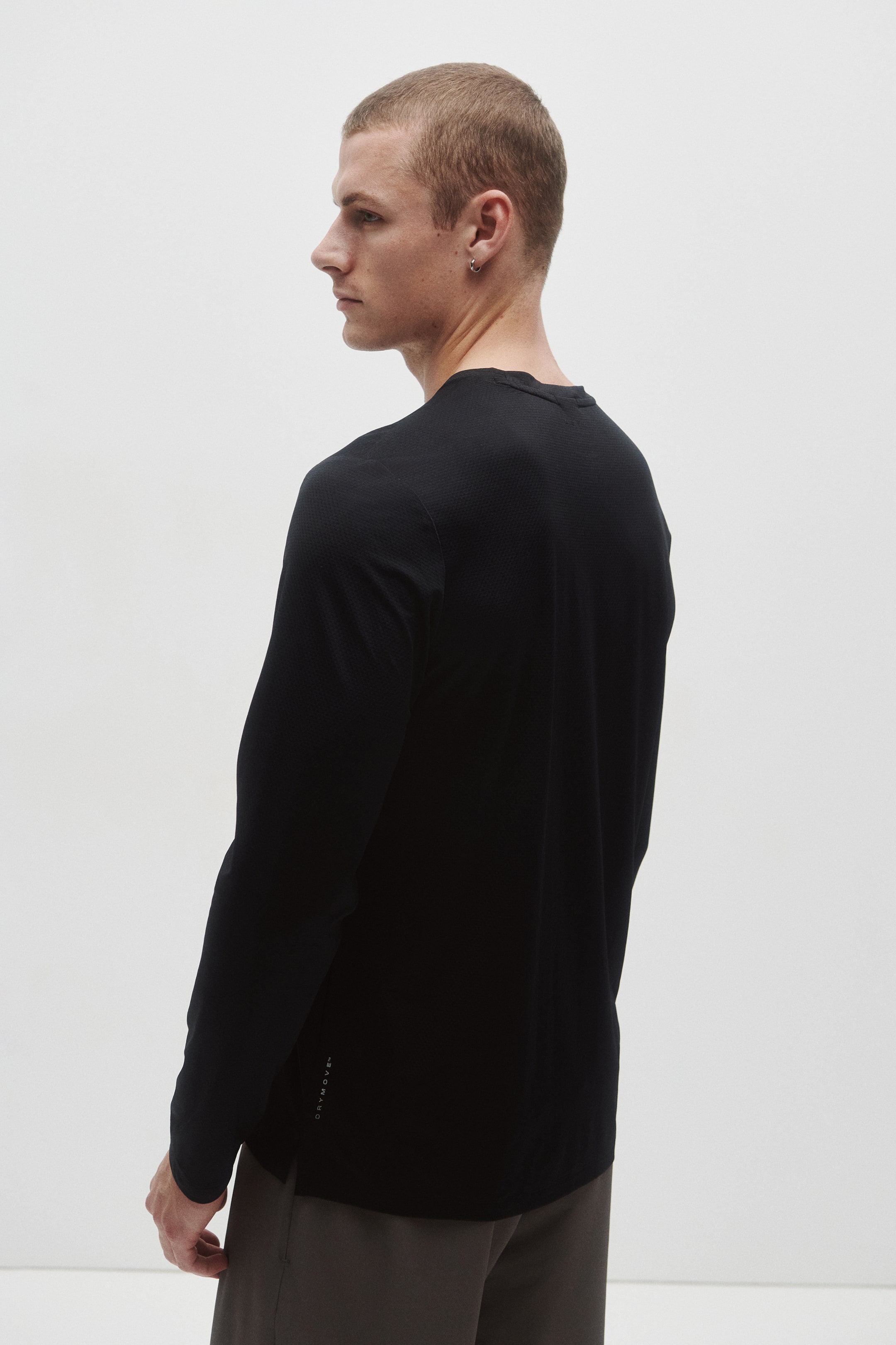 Long-Sleeved Sports Shirt with DryMove™