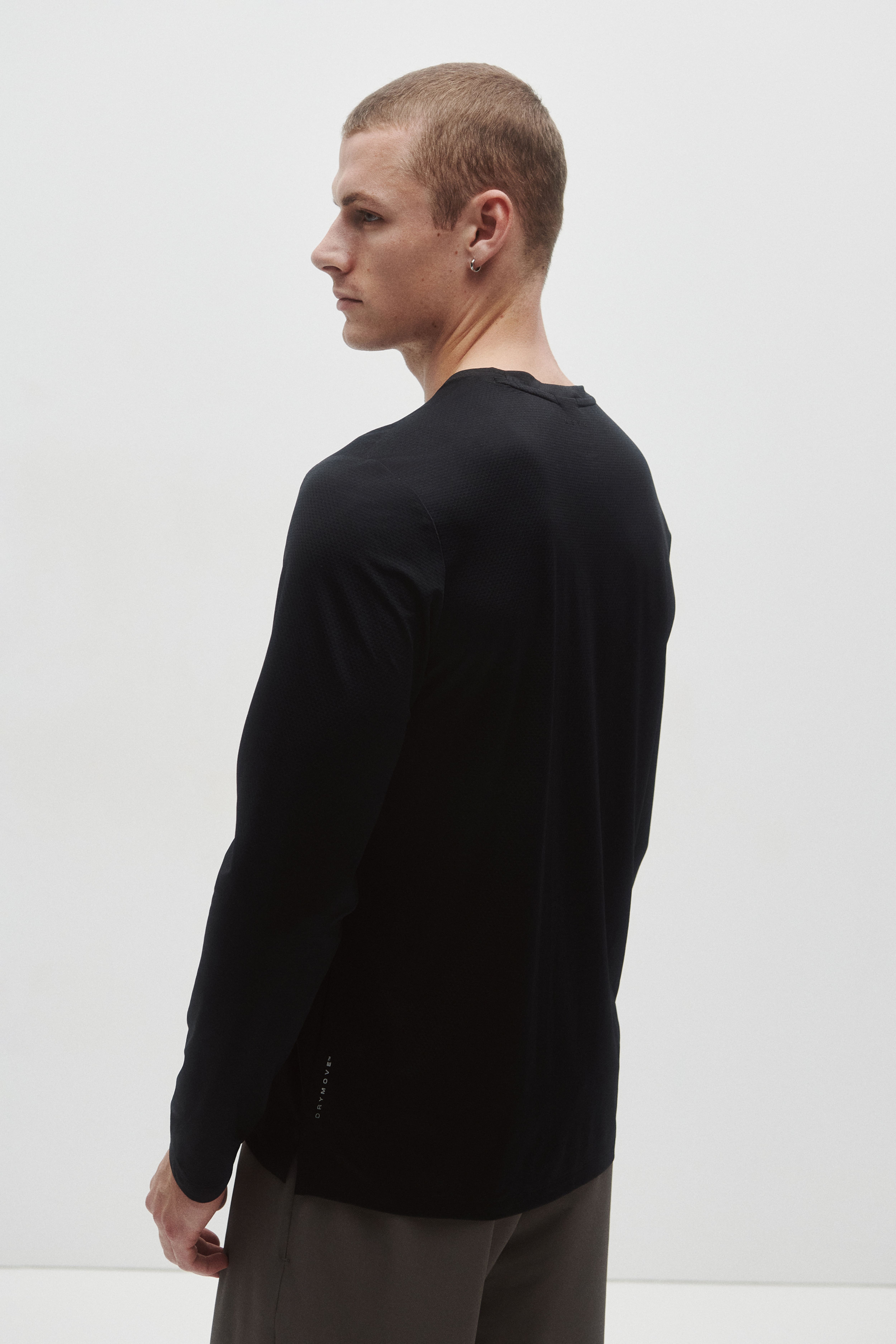 Long-Sleeved Sports Shirt with DryMove™