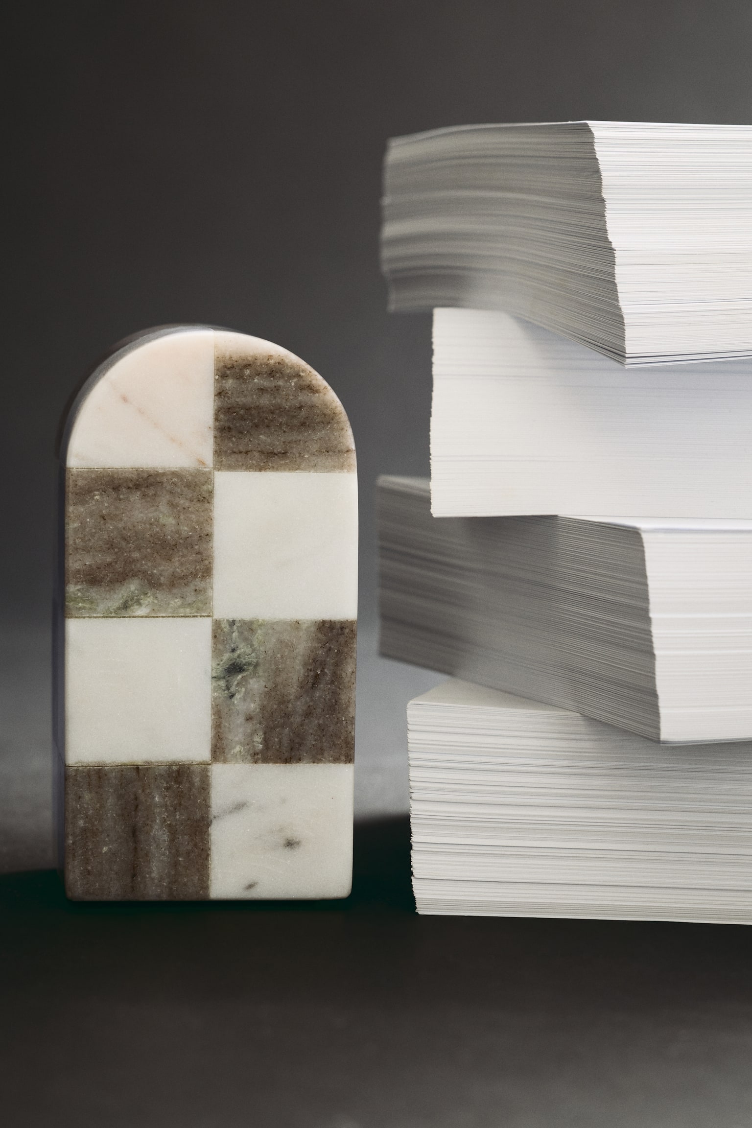 Marble bookend - Beige/White checked - 1