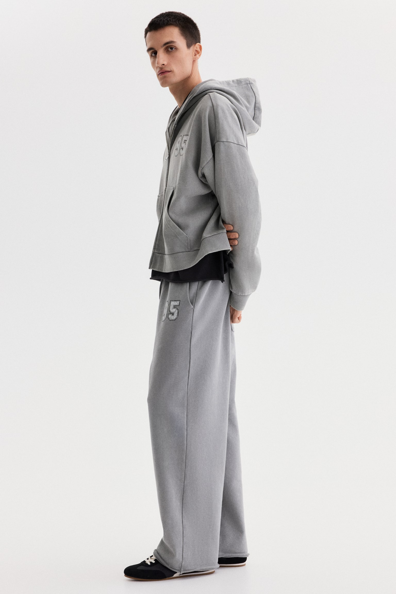 Relaxed-Fit Sweatpants - Dusty gray/95 - 7